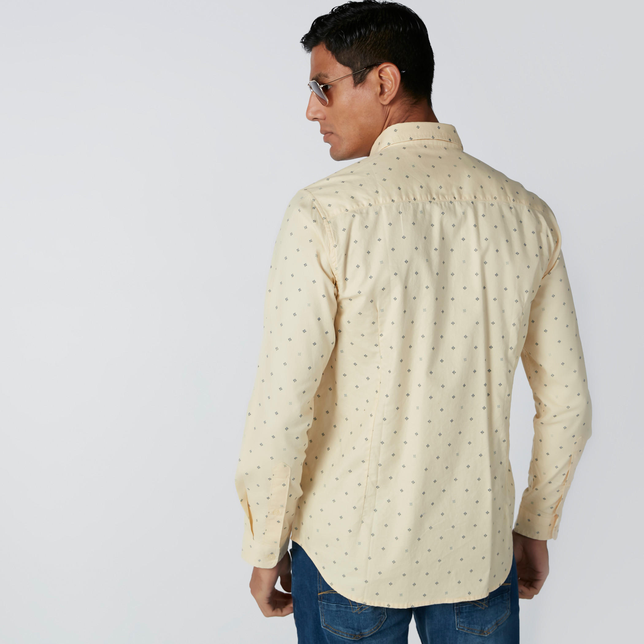 قميص بأكمام طويلة وأزرار وطبعات-men-clothing-shirts-image-2
