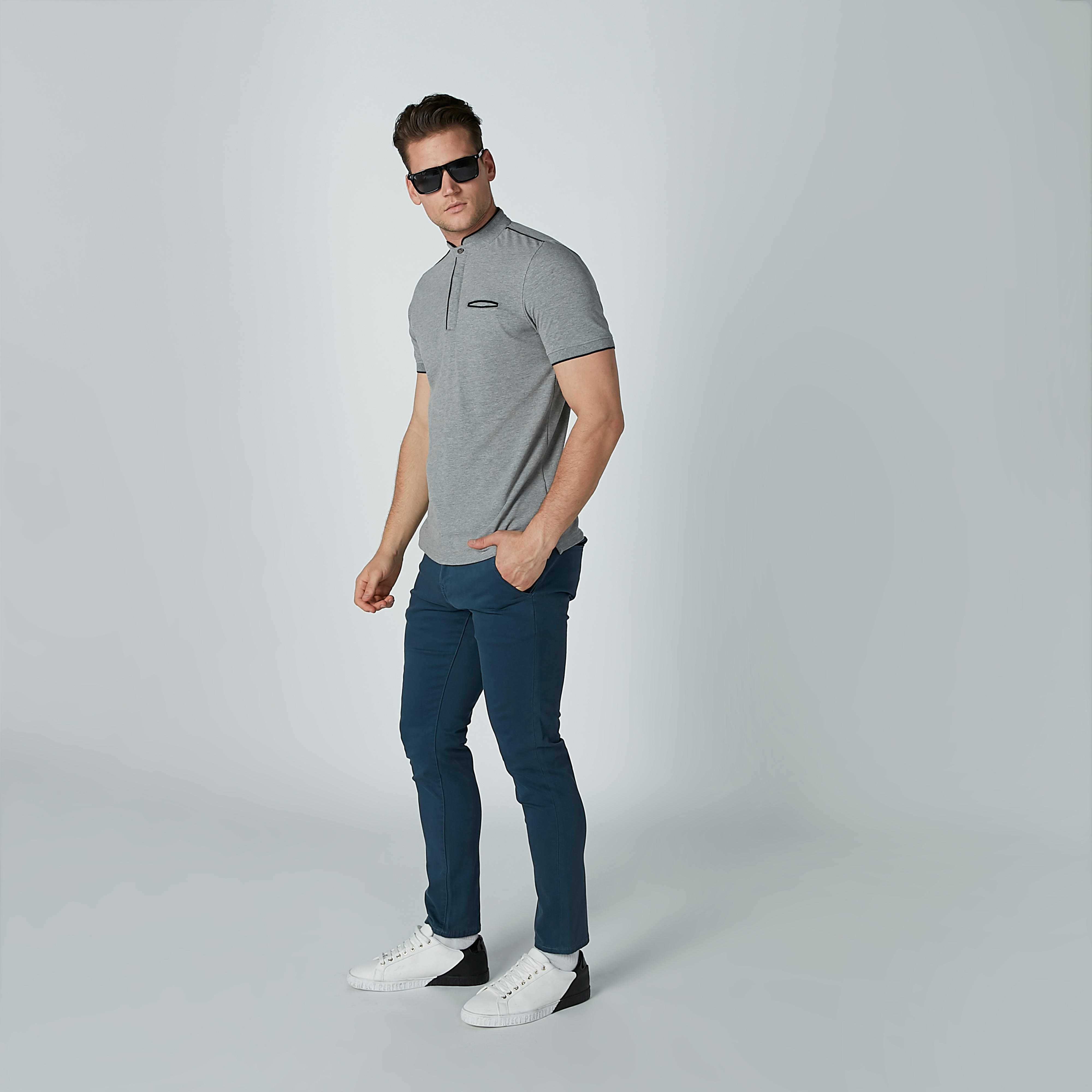 قميص سادة بياقة ماندارين وجيب داخلي-men-clothing-tshirtsandpolos-polos-image-2