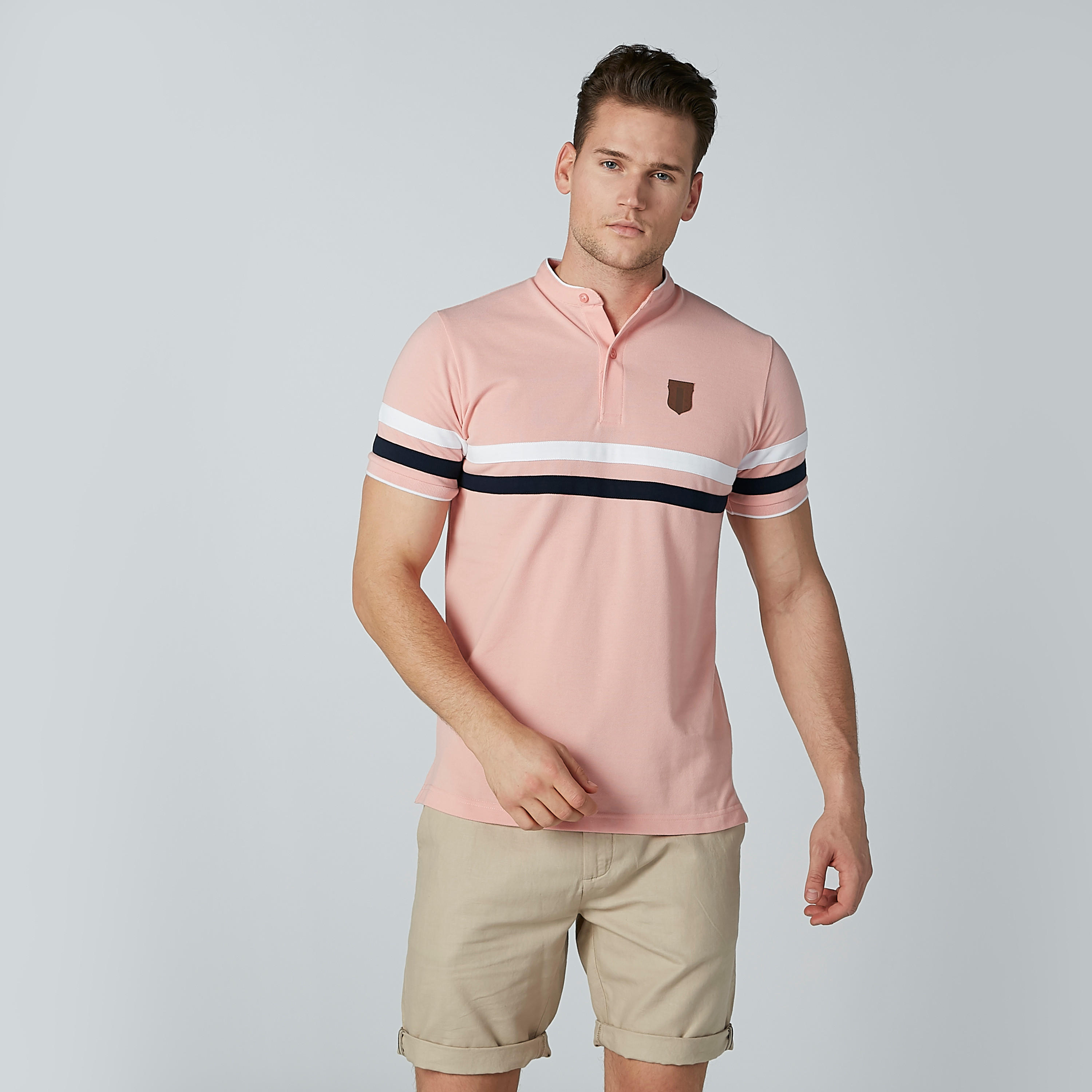 تيشيرت مقلّم بياقة ماندارين وأكمام قصيرة-men-clothing-tshirtsandpolos-polos-image-3