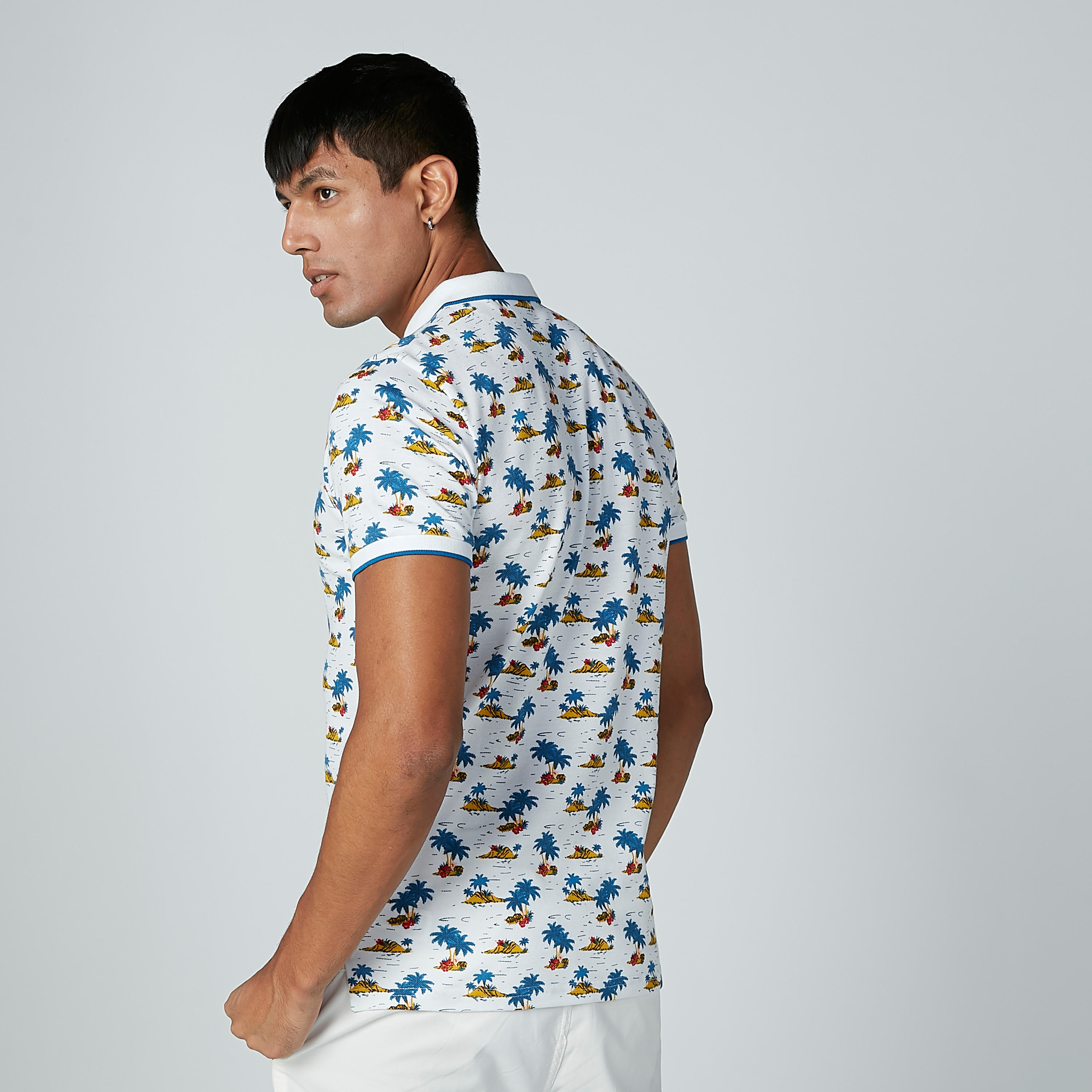 تيشيرت بياقة بولو وأكمام قصيرة وطبعات-men-clothing-tshirtsandpolos-polos-image-3