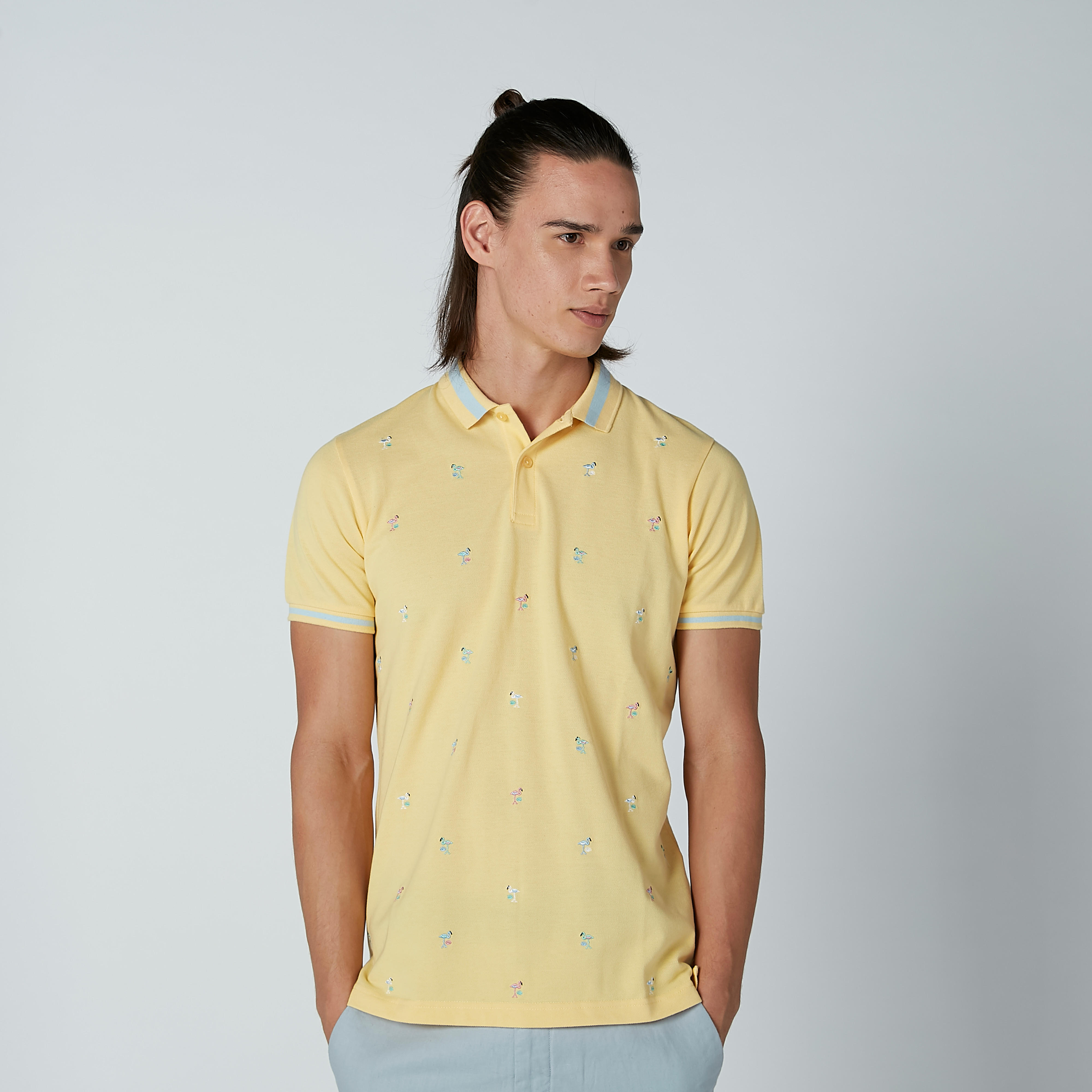 تيشيرت مطرّز بياقة بولو وأكمام قصيرة-men-clothing-tshirtsandpolos-polos-image-1