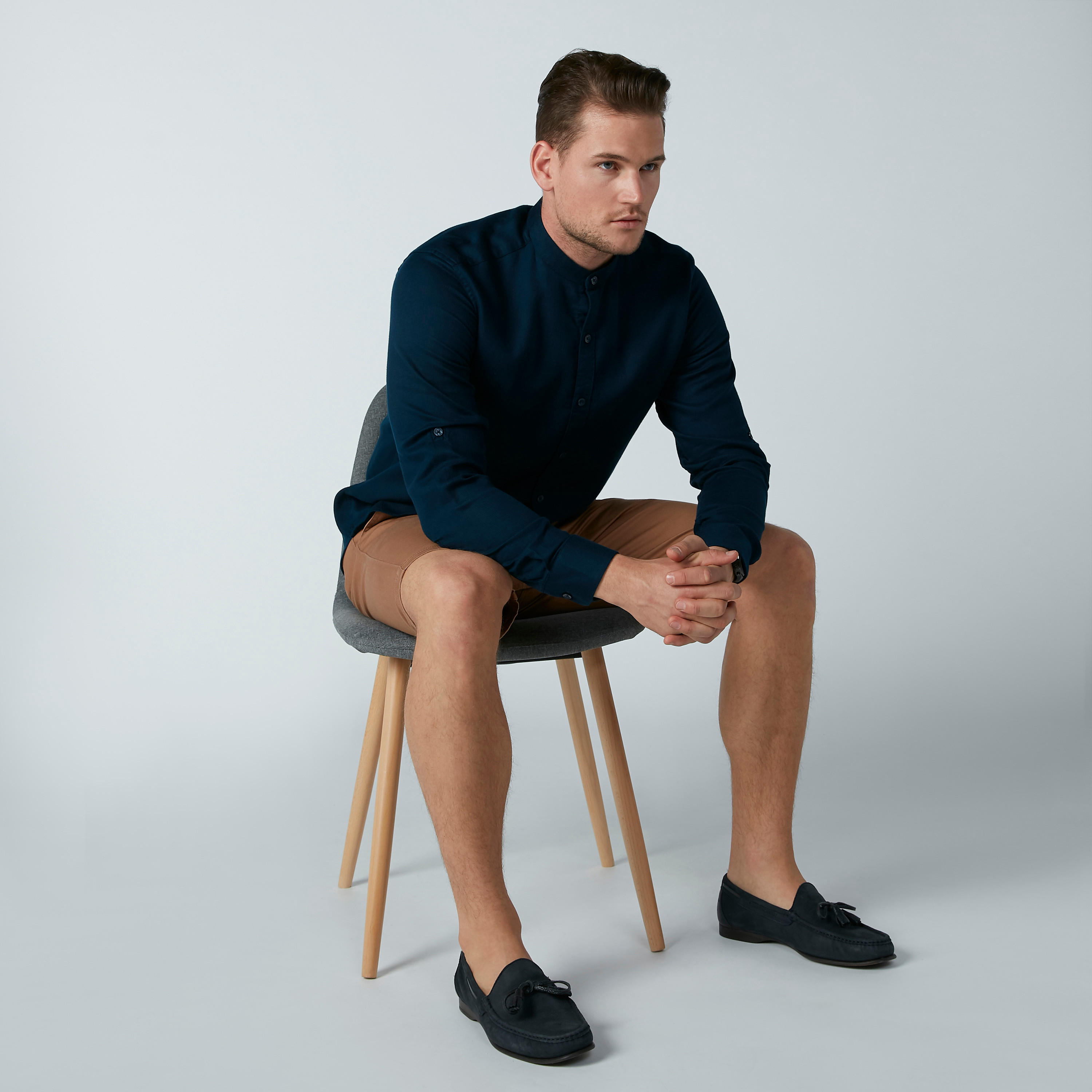 قميص بياقة ماندارين وأكمام طويلة-men-clothing-shirts-image-1