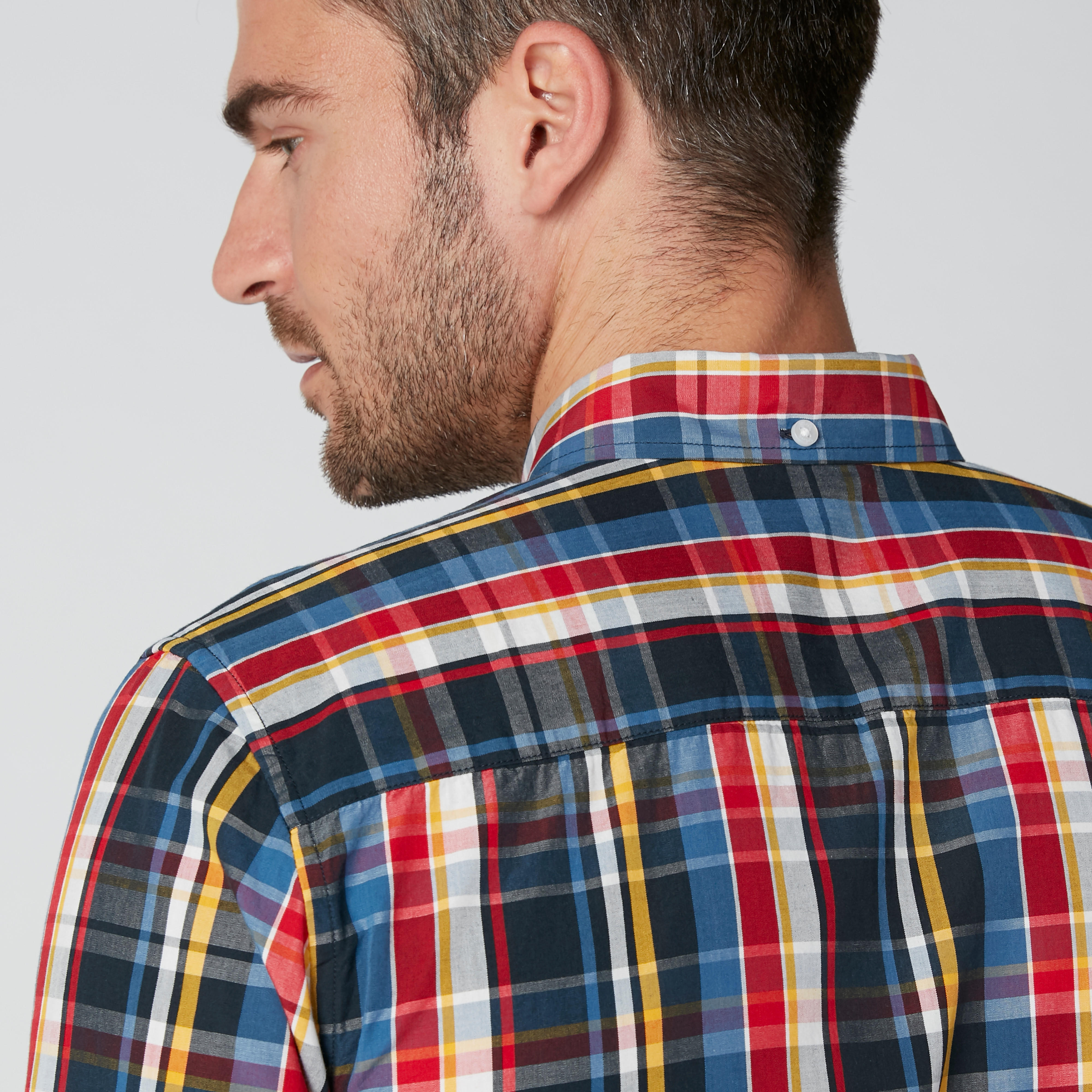 قميص كاروهات بأكمام طويلة وأزرار-men-clothing-shirts-image-5