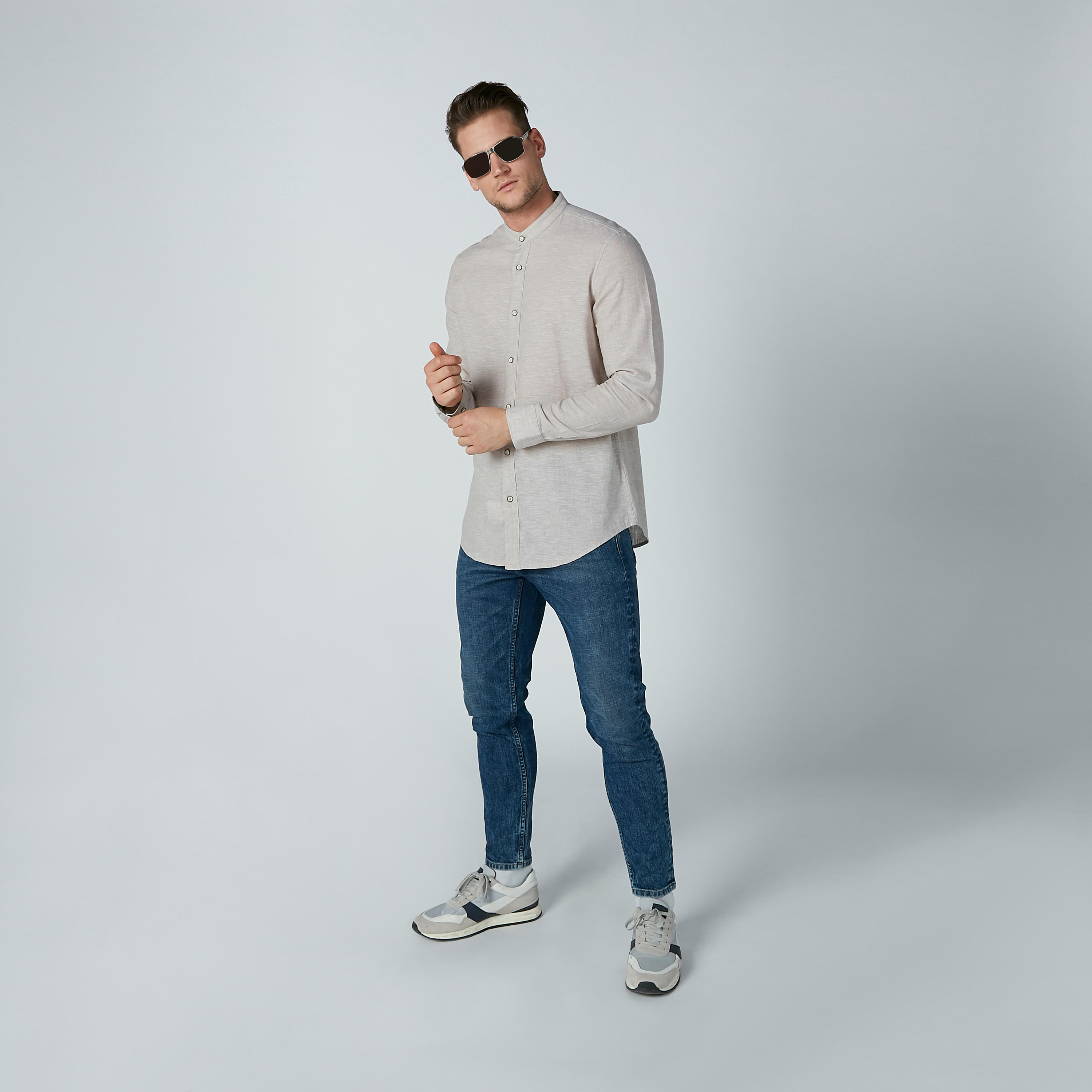 قميص بياقة ماندارين وأكمام طويلة-men-clothing-shirts-image-1