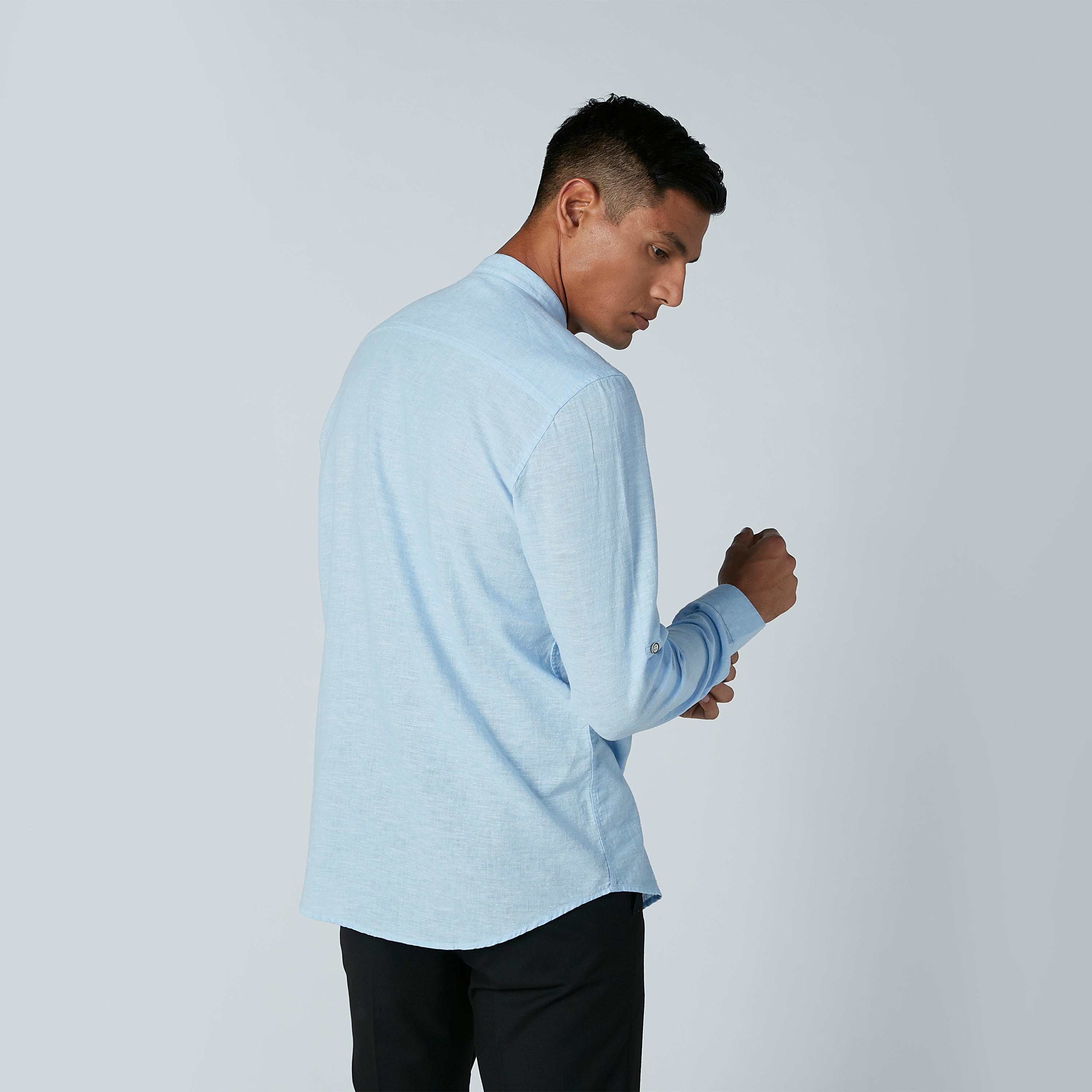 قميص سادة بياقة ماندارين وأكمام طويلة-men-clothing-shirts-image-4