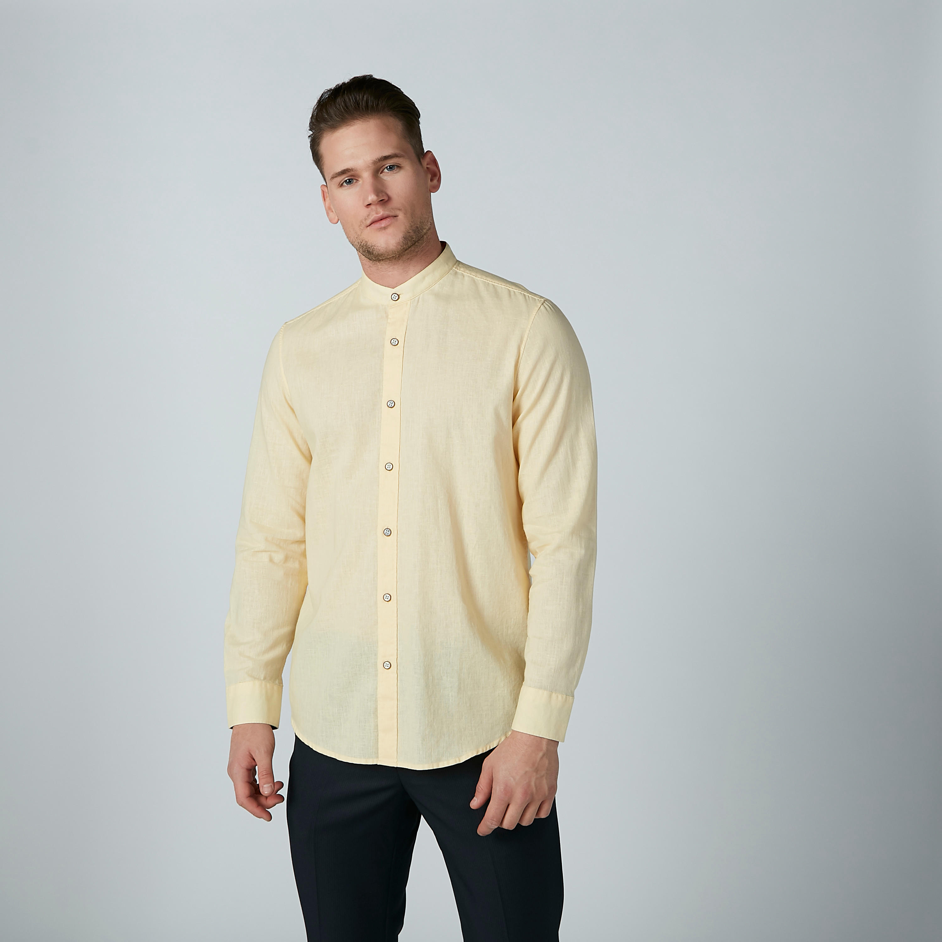 قميص سادة بياقة ماندارين وأكمام طويلة-men-clothing-shirts-image-4