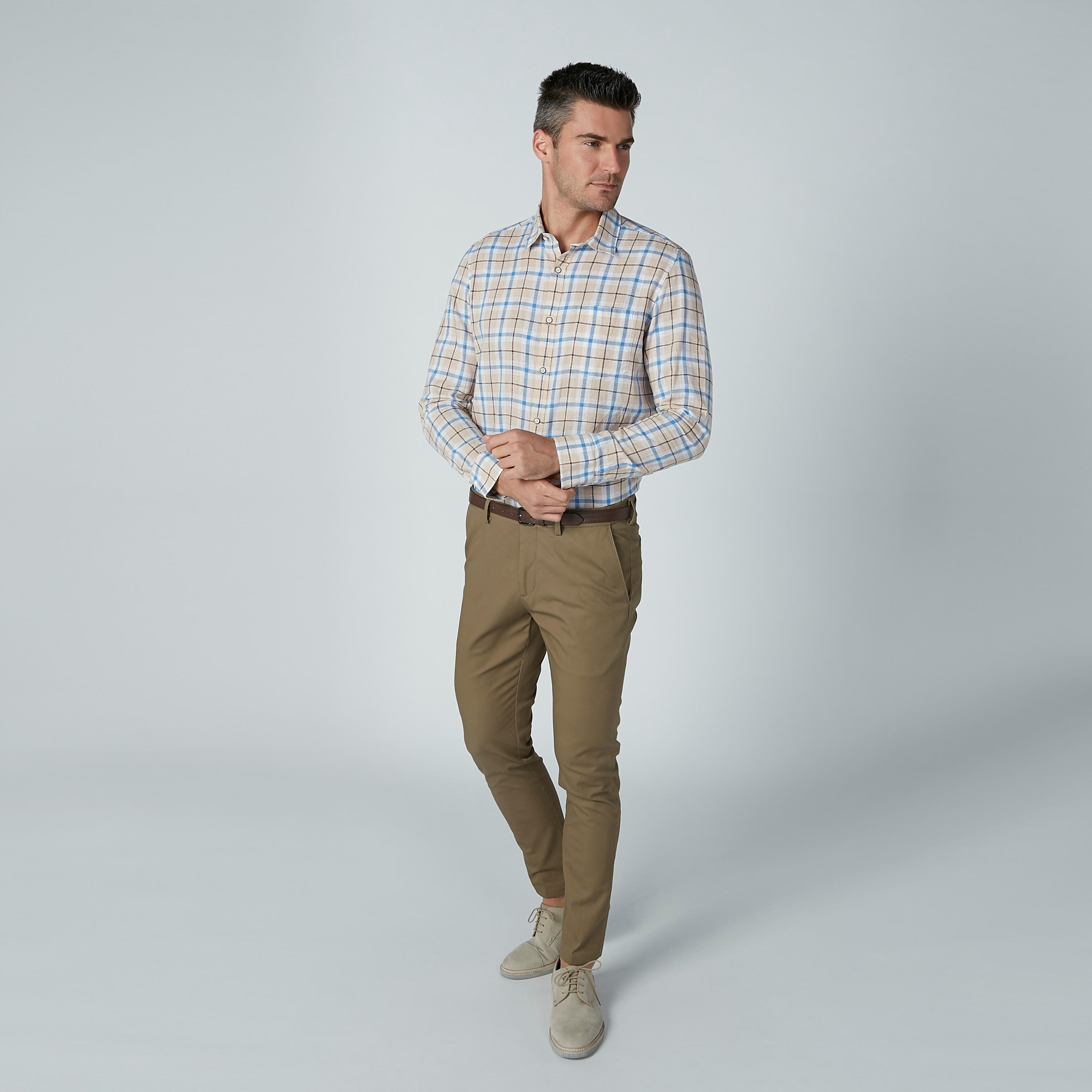 قميص كاروهات رسمي بأكمام طويلة وجيب على الصدر-men-clothing-shirts-image-1