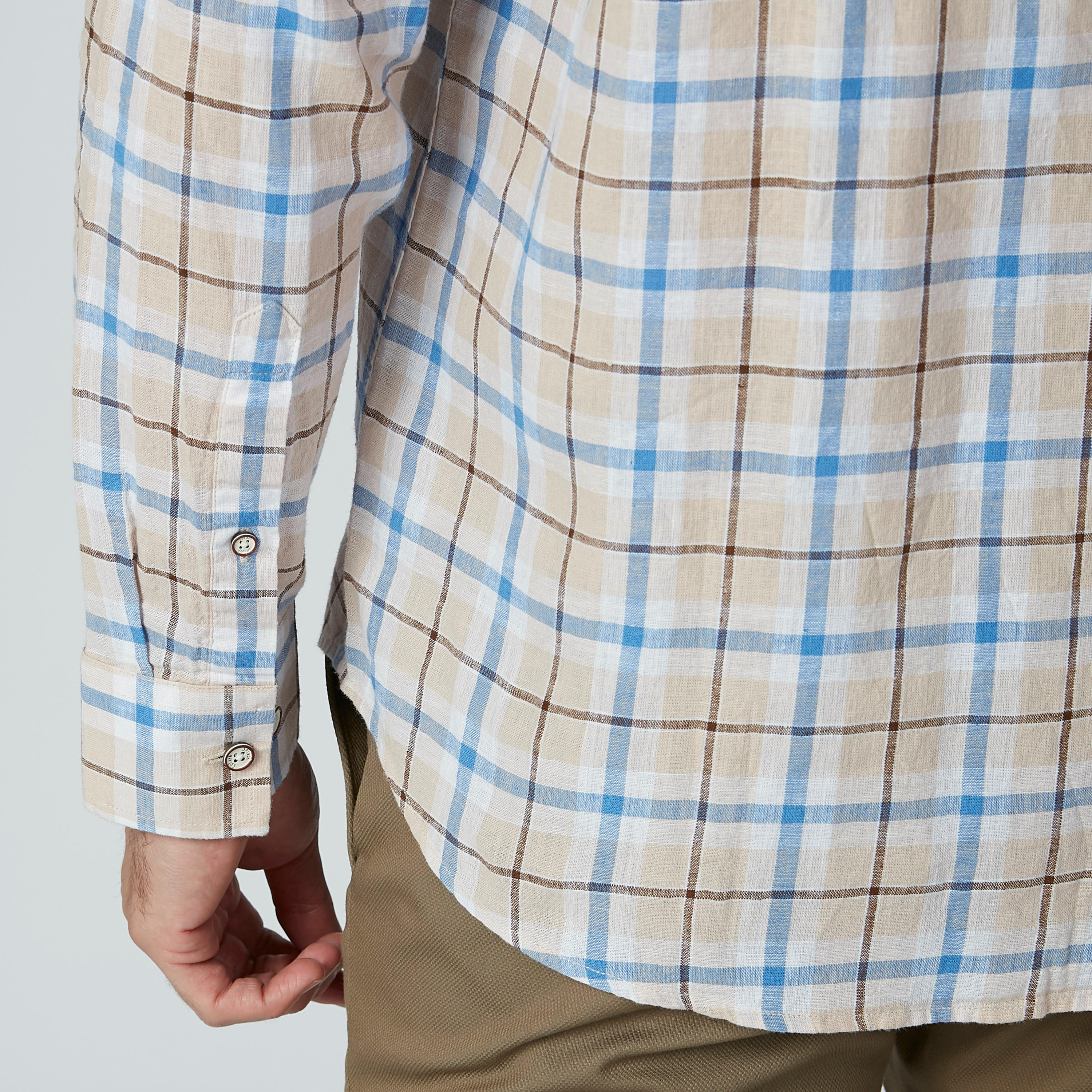 قميص كاروهات رسمي بأكمام طويلة وجيب على الصدر-men-clothing-shirts-image-4