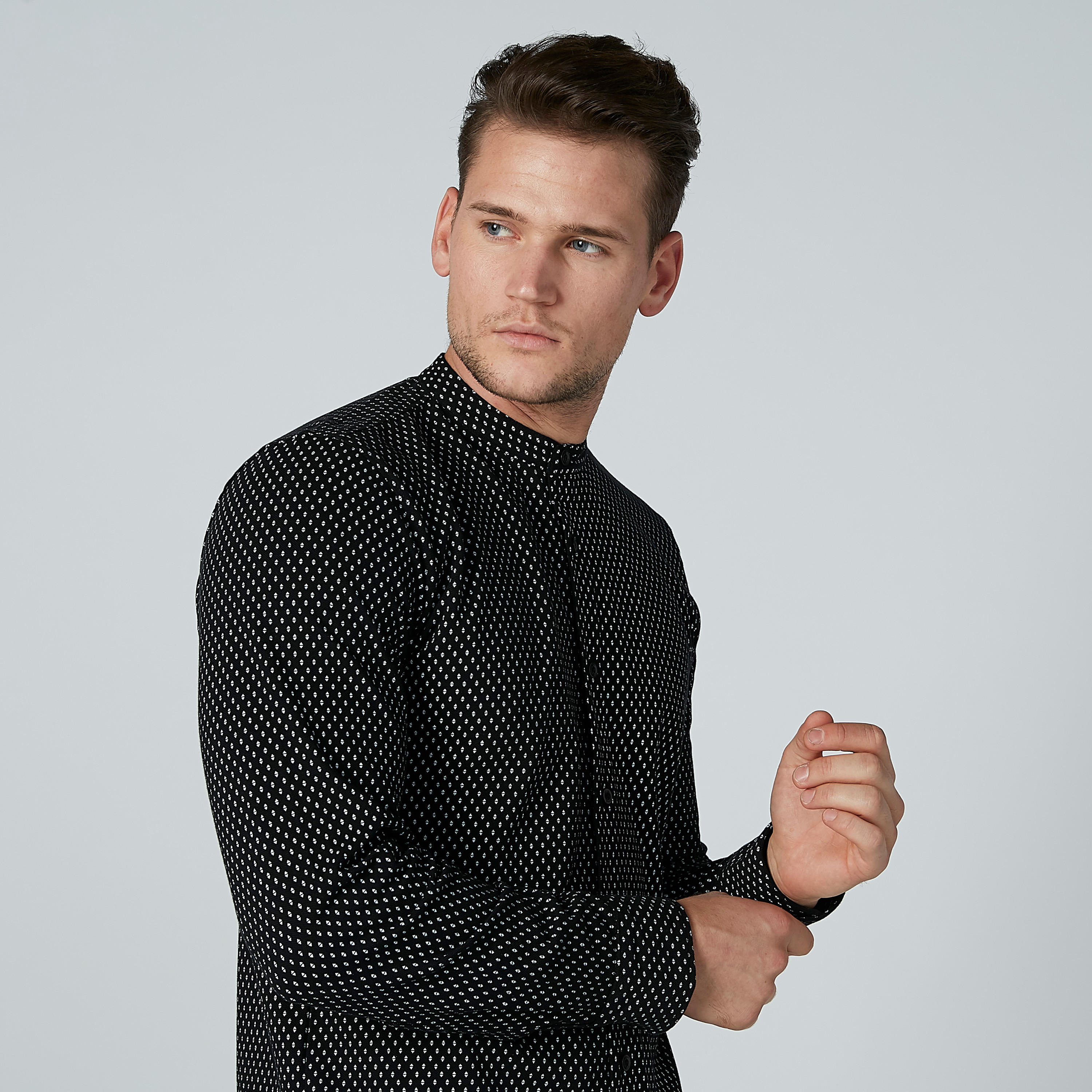 قميص بياقة ماندارين وأكمام طويلة وطبعات-men-clothing-shirts-image-3