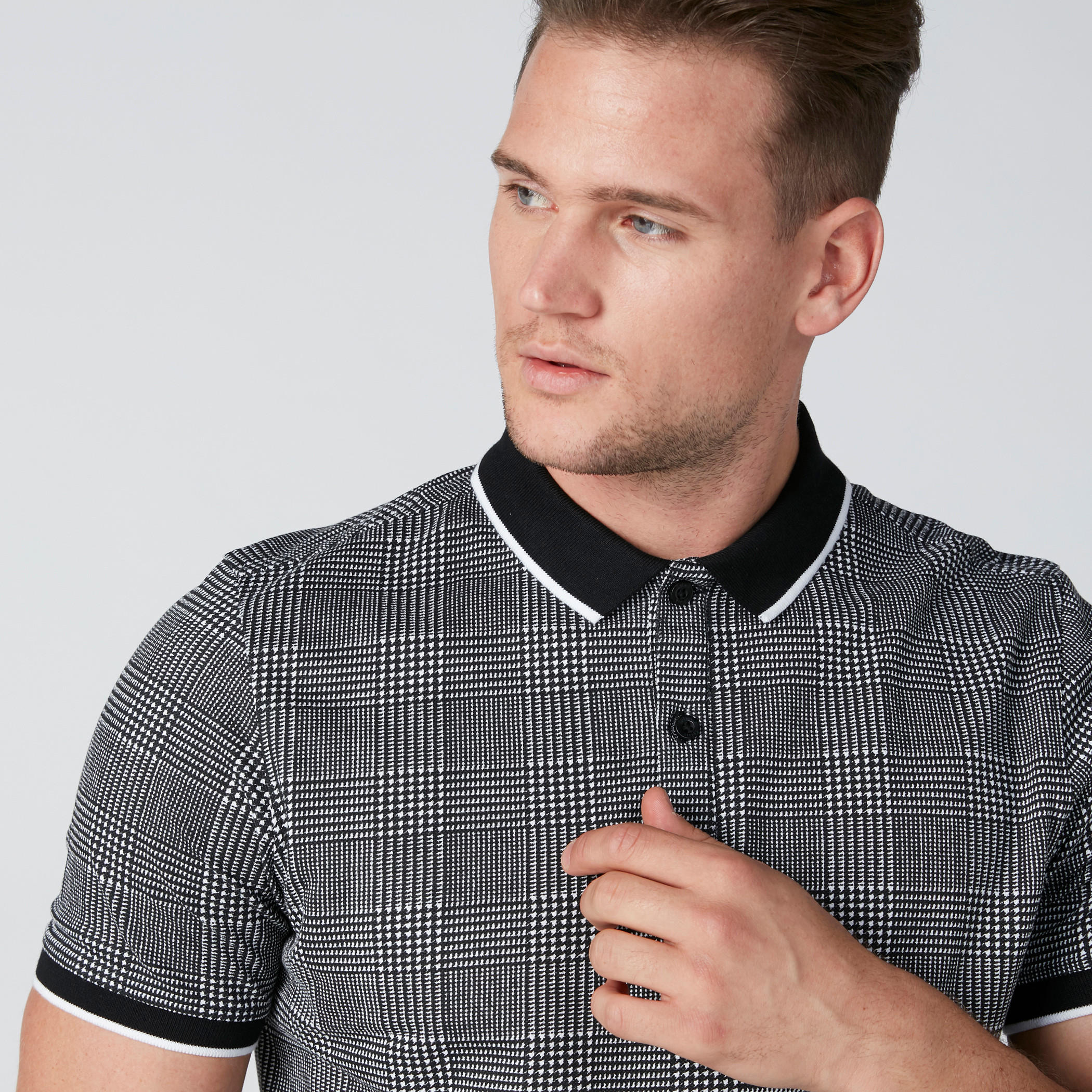 تيشيرت كاروهات بياقة بولو وأكمام قصيرة-men-clothing-tshirtsandpolos-polos-image-1