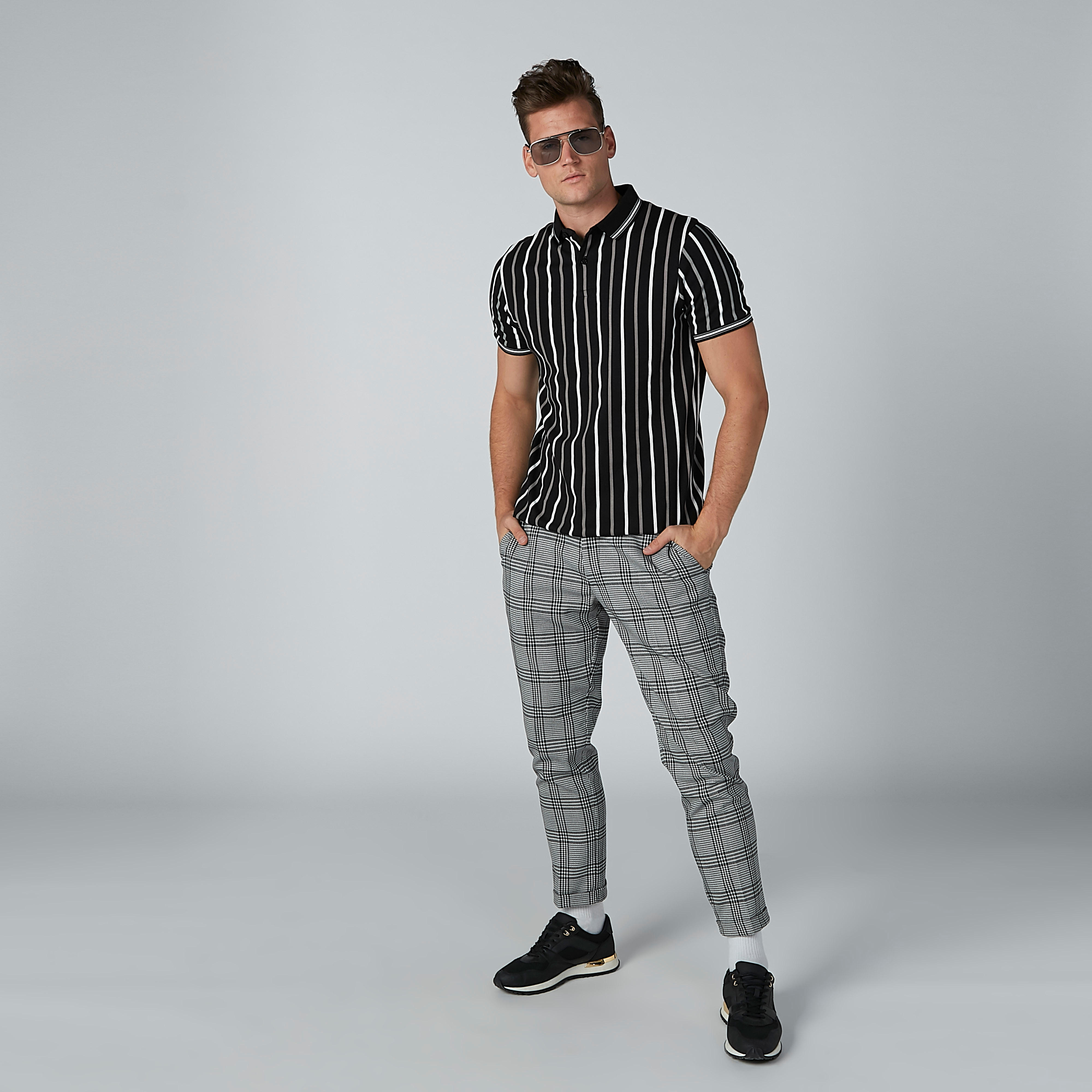 تيشيرت مقلّم بياقة بولو وأكمام قصيرة-men-clothing-tshirtsandpolos-polos-image-2
