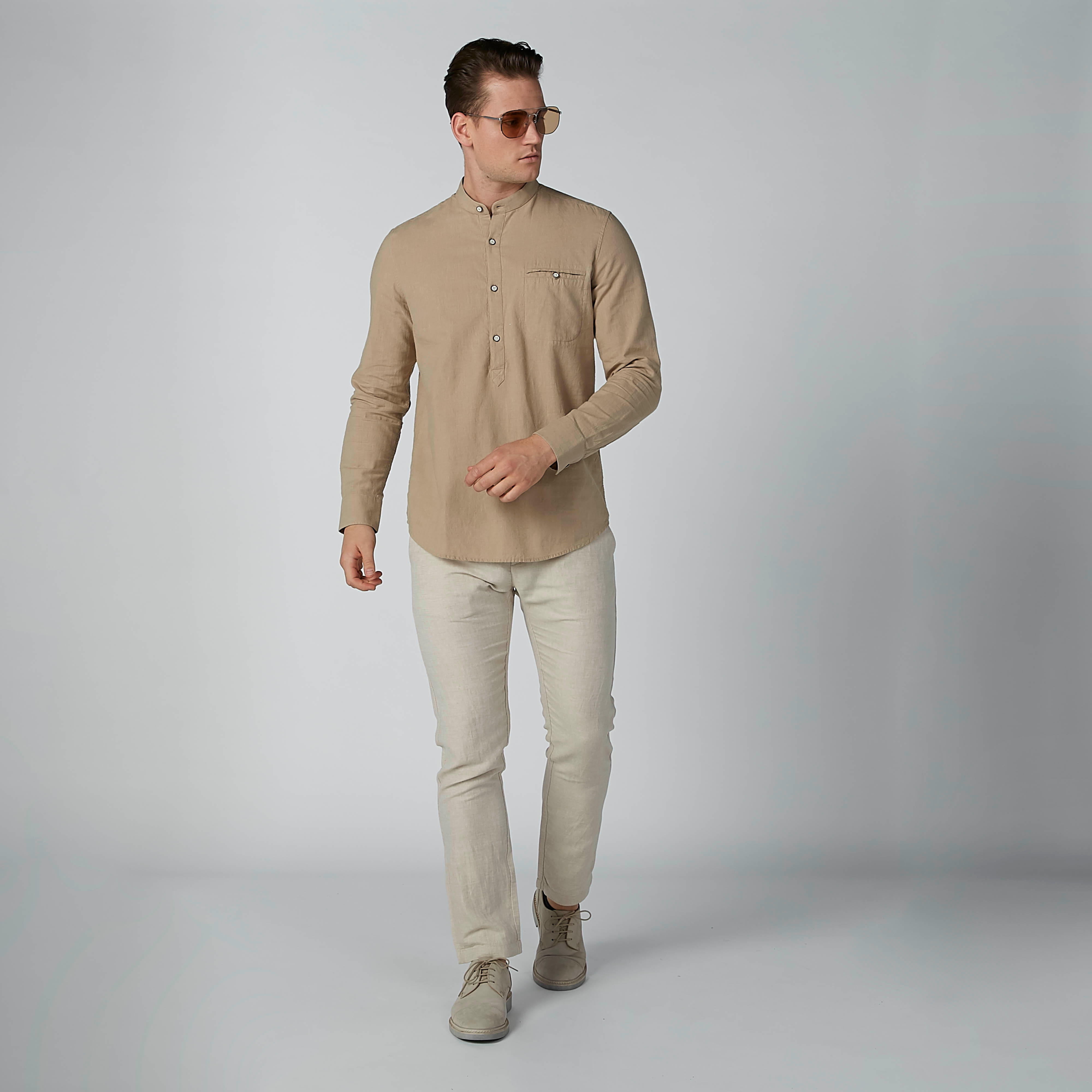 قميص سادة بياقة ماندارين وأكمام طويلة-men-clothing-shirts-image-1
