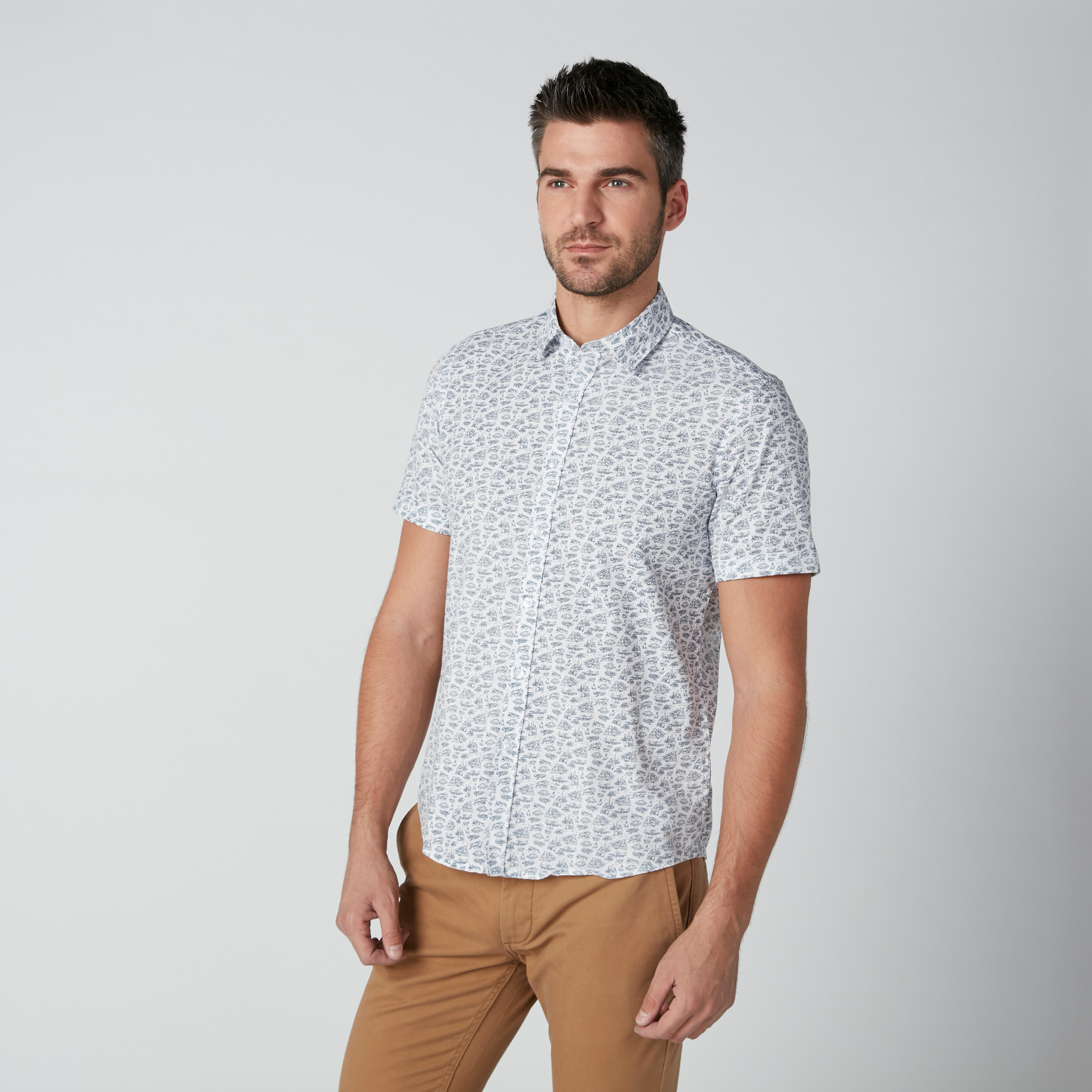 قميص بأكمام قصيرة وأزرار وطبعات-men-clothing-shirts-image-3