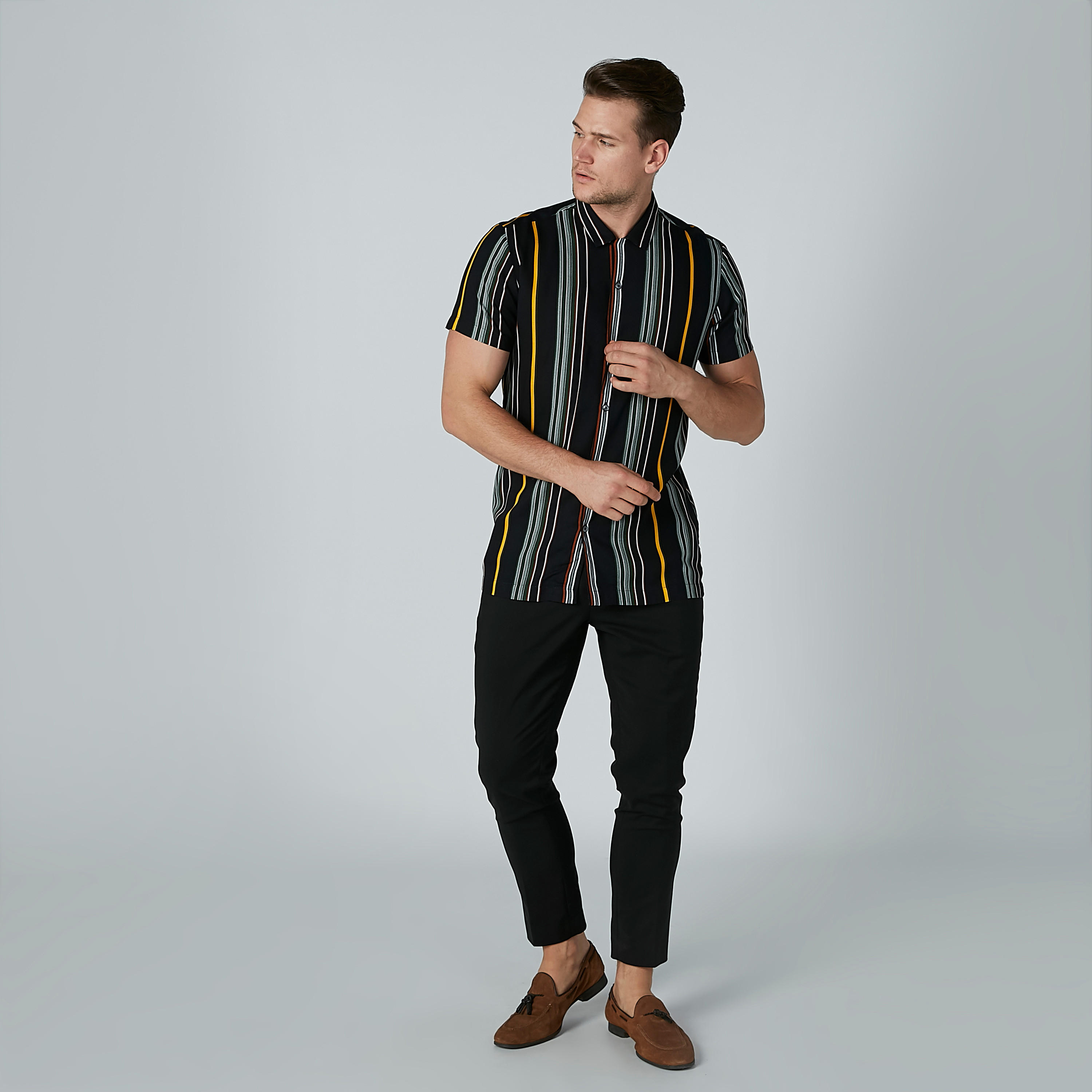 قميص مستدام مقلم بقصّة سليم وأكمام قصيرة -men-clothing-shirts-image-2