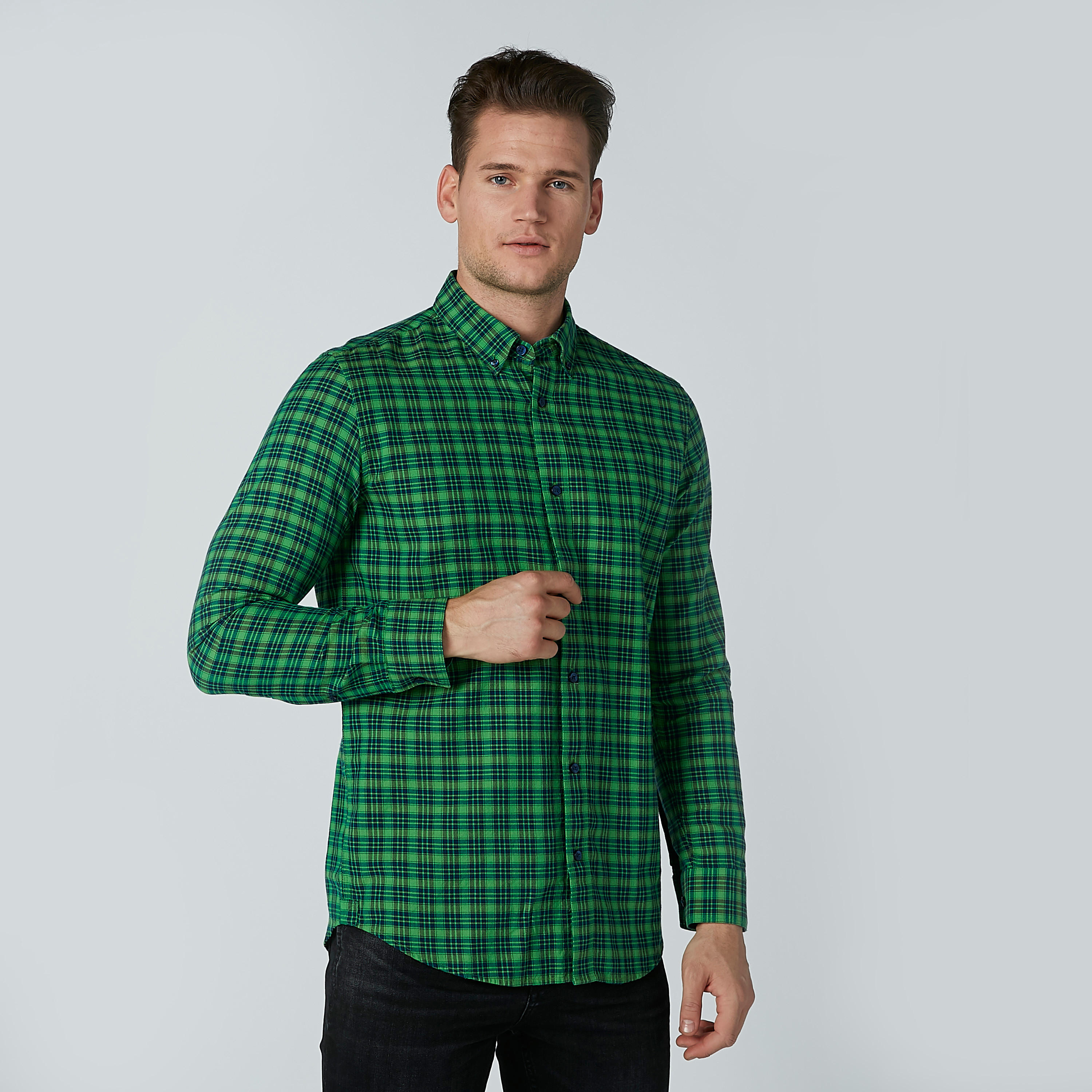 قميص كاروهات بأكمام طويلة وياقة عاديّة-men-clothing-shirts-image-3