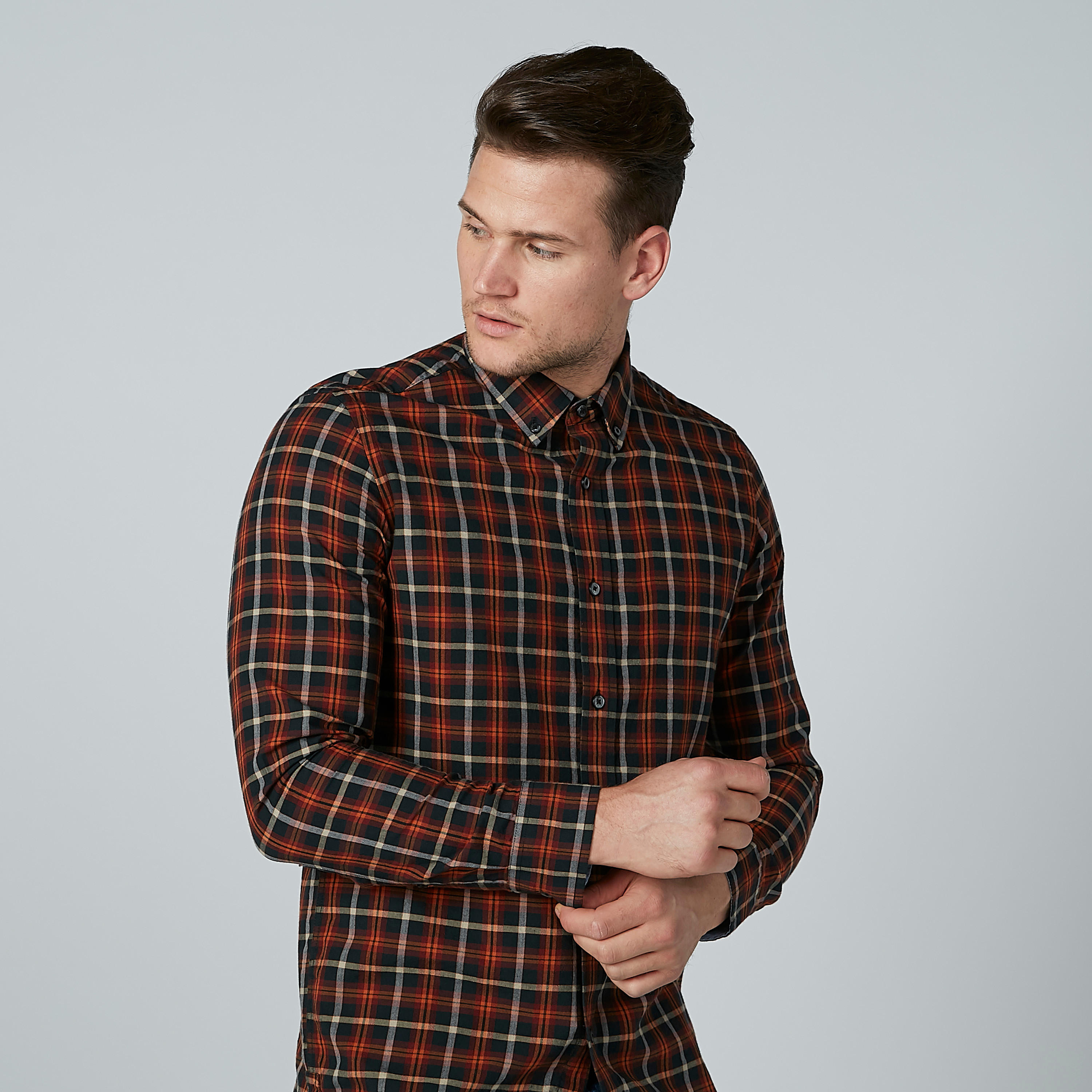 قميص كاروهات بأكمام طويلة وأزرار-men-clothing-shirts-image-3