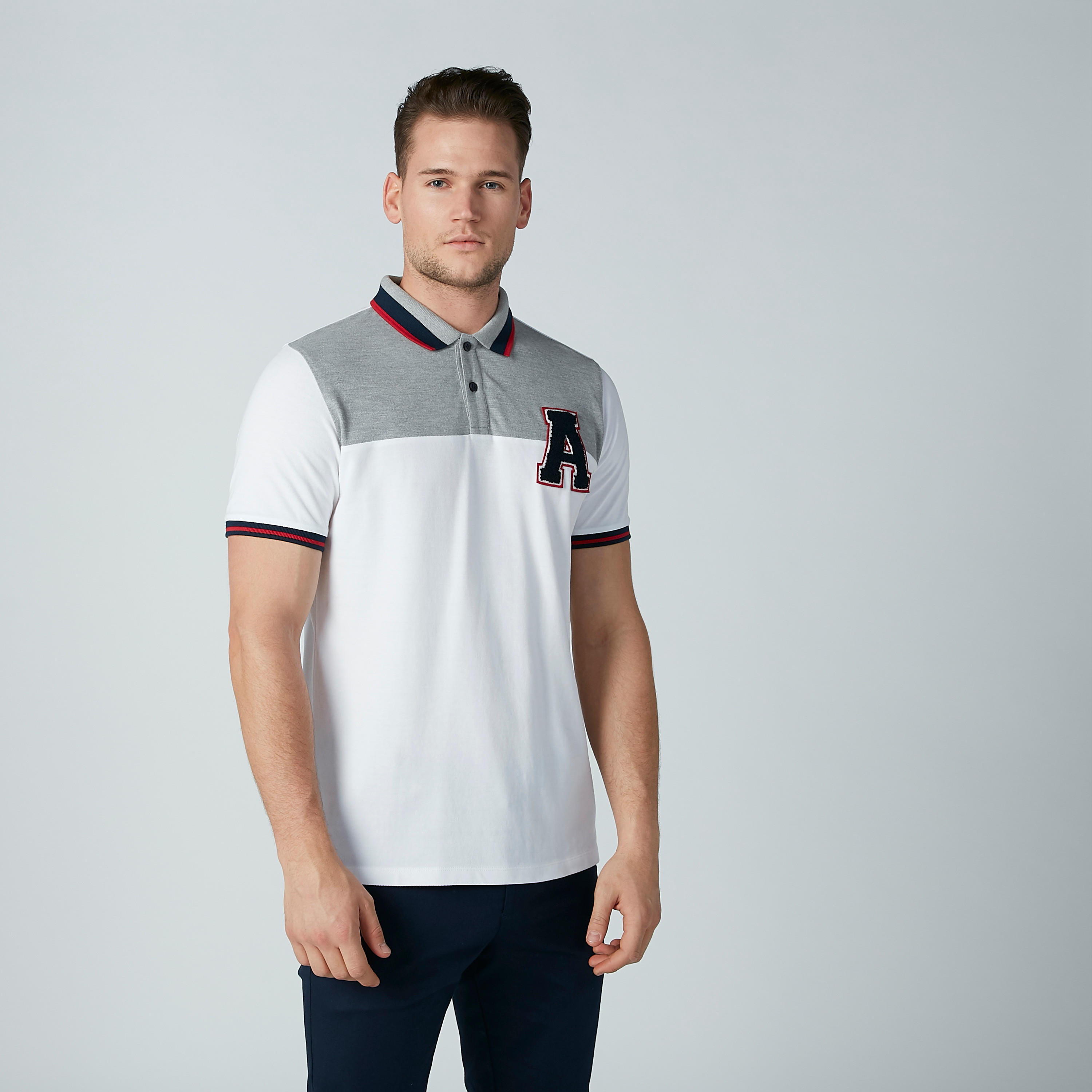 تيشيرت مطرّز بياقة بولو وأكمام قصيرة-men-clothing-tshirtsandpolos-polos-image-3