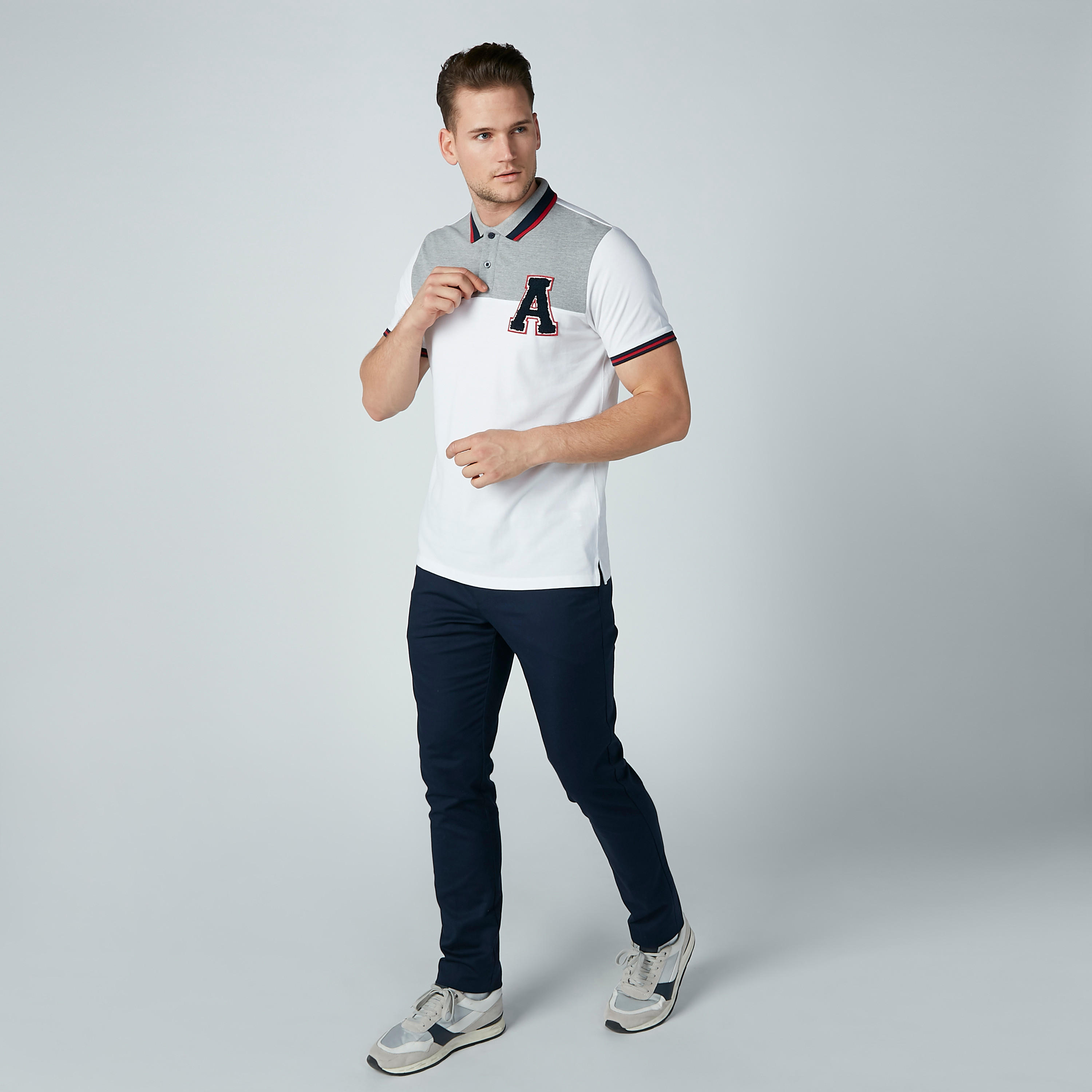 تيشيرت مطرّز بياقة بولو وأكمام قصيرة-men-clothing-tshirtsandpolos-polos-image-5