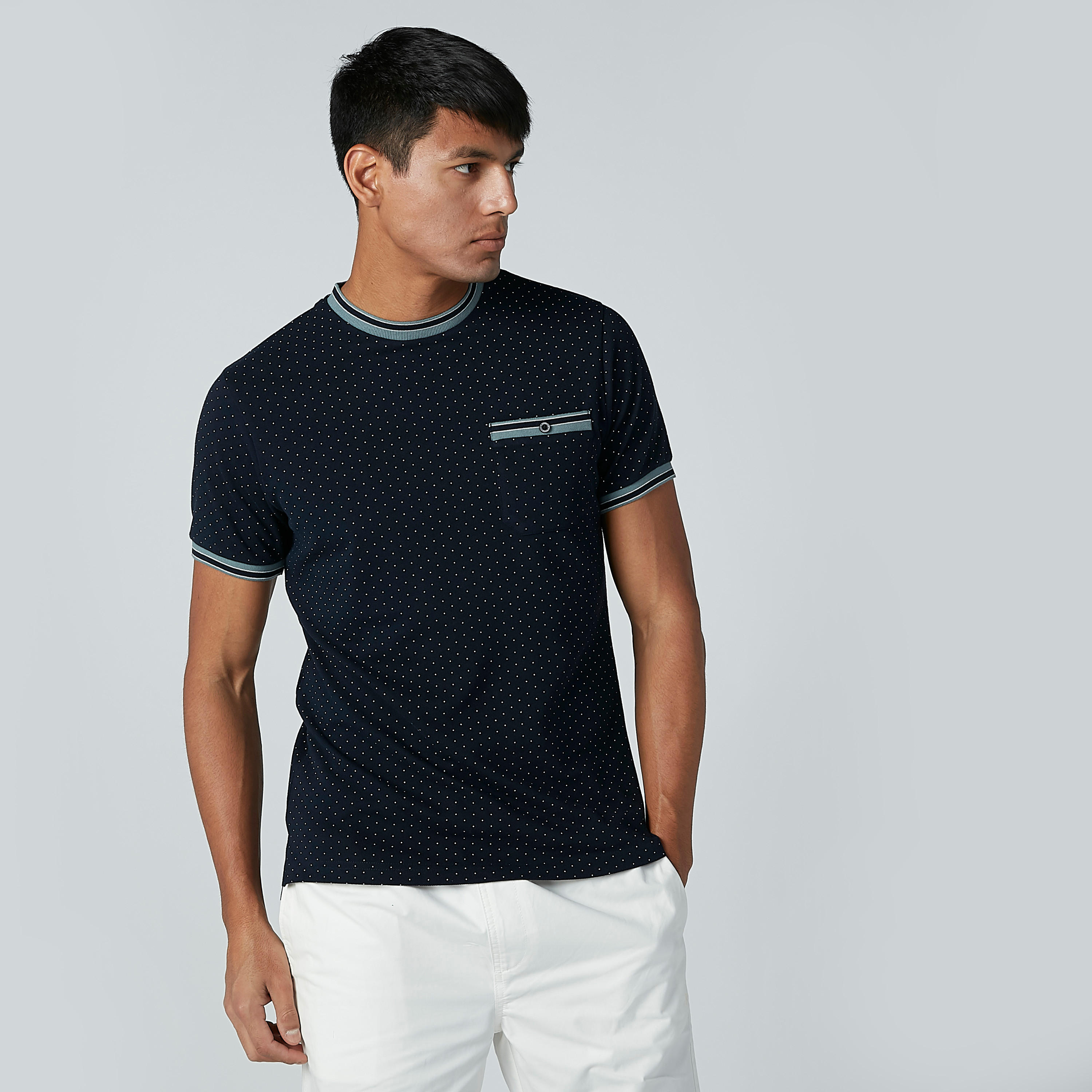 تيشيرت بياقة مستديرة وأكمام قصيرة وطبعات-men-clothing-tshirtsandpolos-tshirts-image-2
