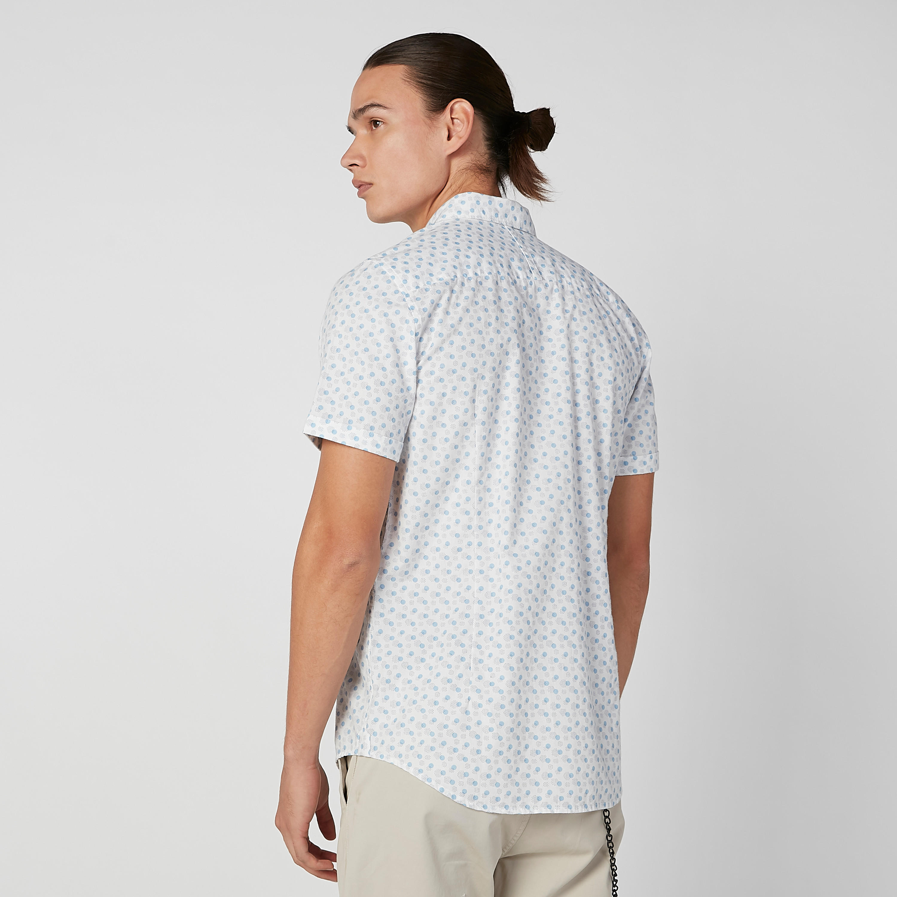 قميص سليم بياقة عاديّة وأكمام قصيرة وطبعات-men-clothing-shirts-image-4