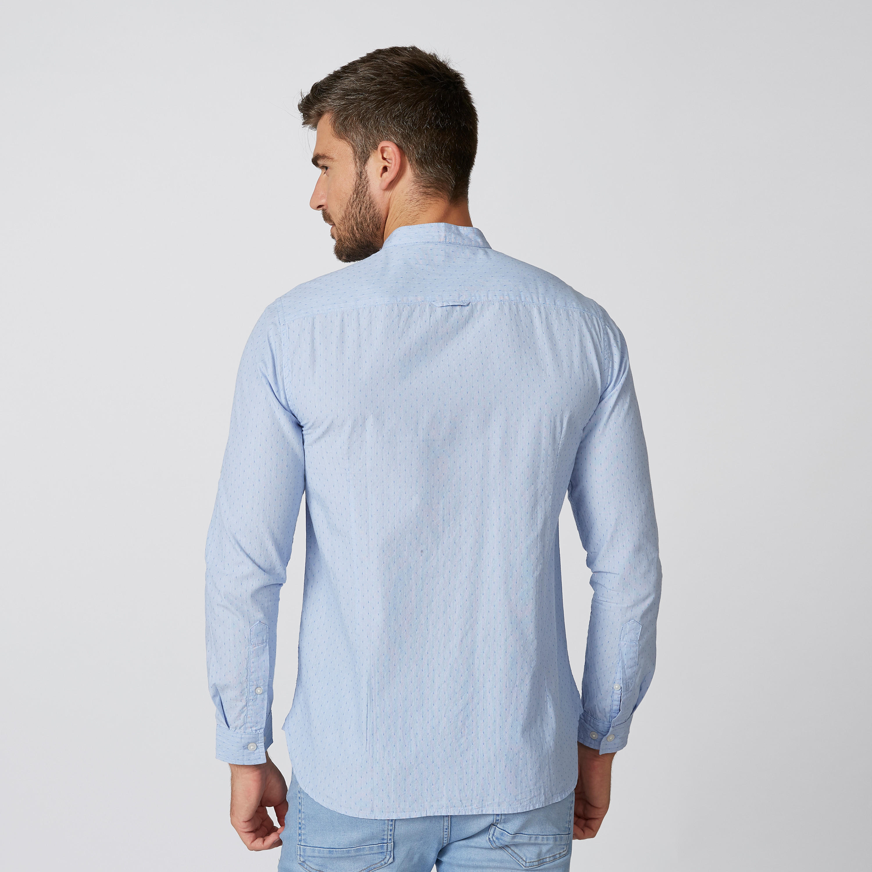 قميص بارز الملمس بياقة ماندارين وأكمام طويلة-men-clothing-shirts-image-3