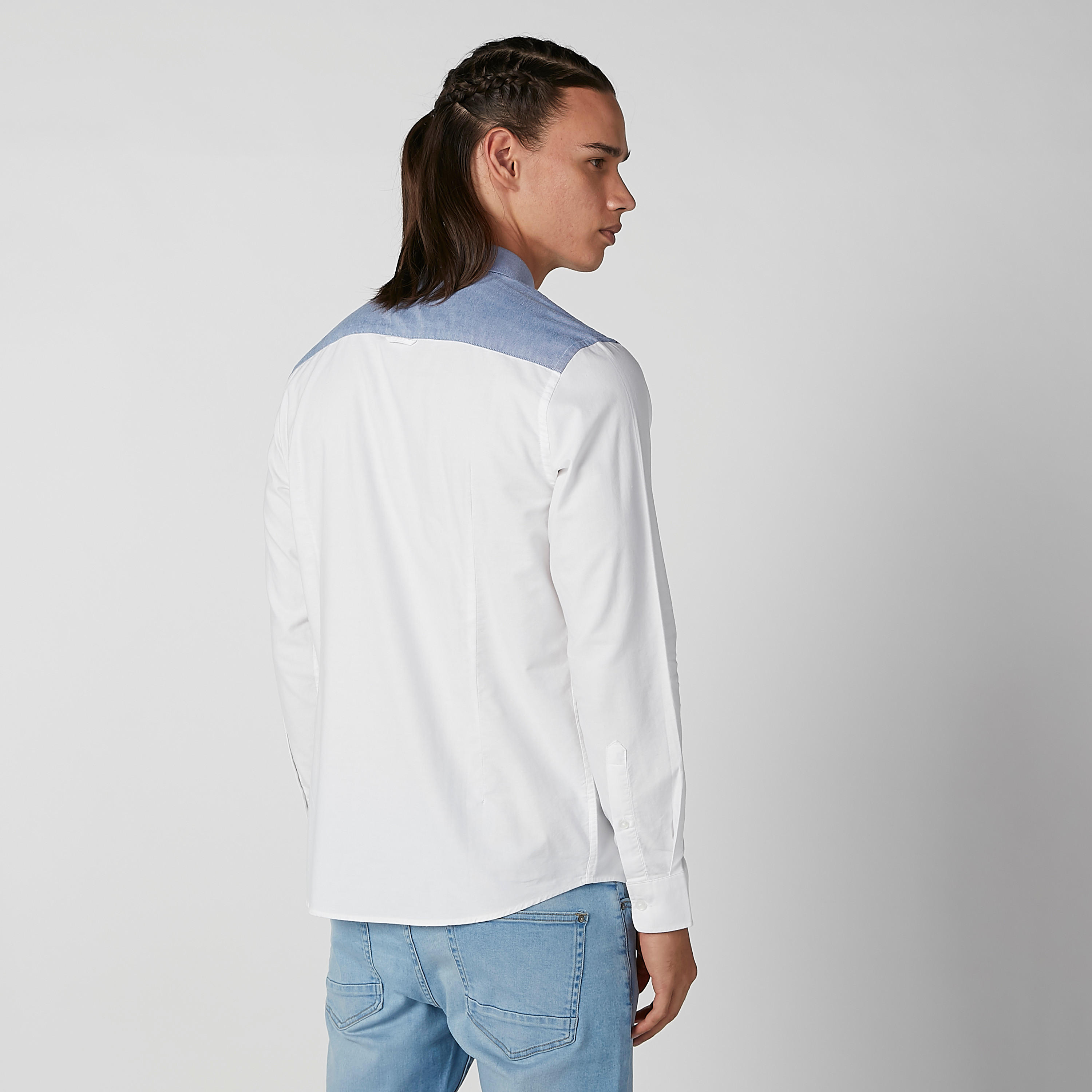 قميص مستدام سليم بتصاميم مغايرة وأكمام طويلة -men-clothing-shirts-image-3