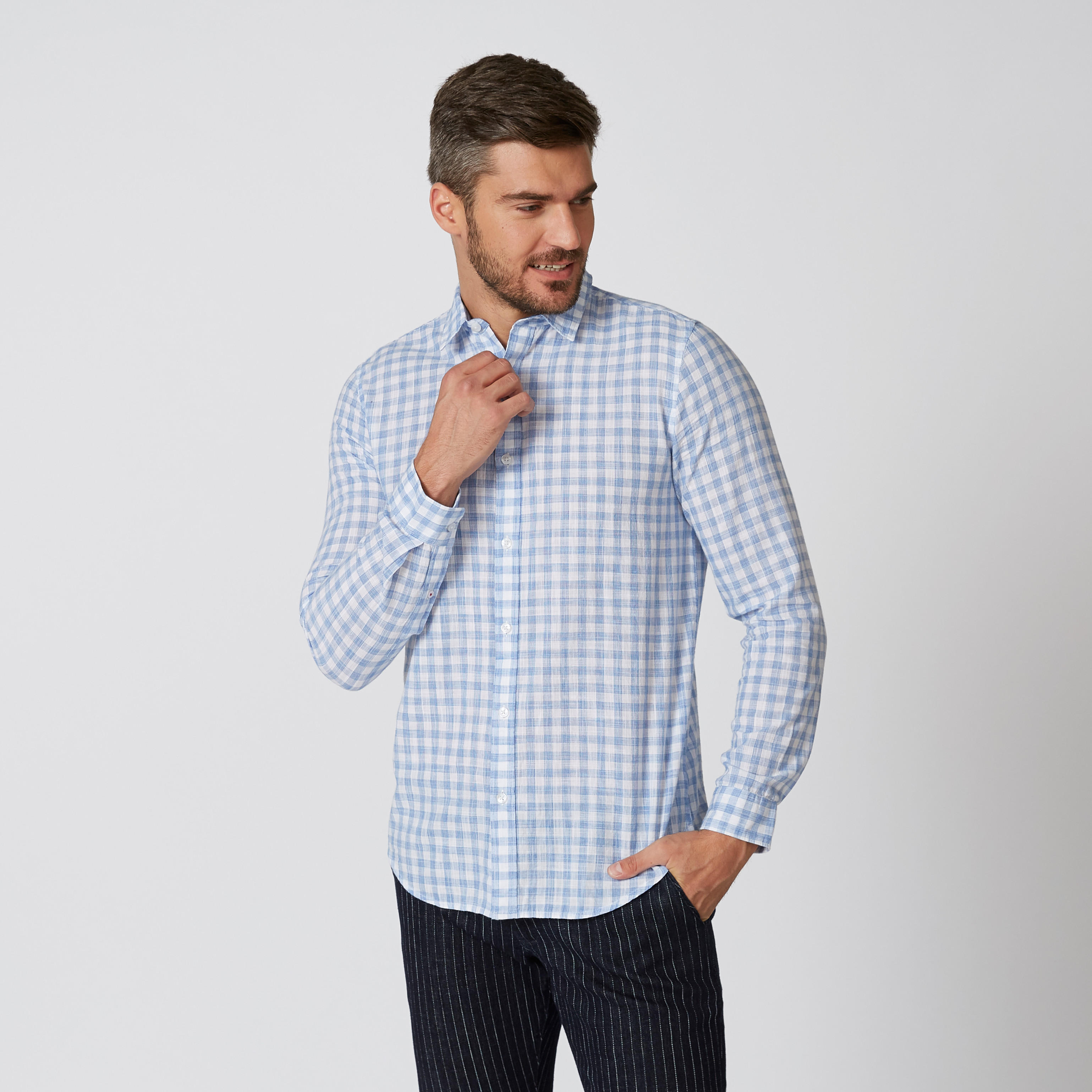 قميص كاروهات بياقة عاديّة وأكمام طويلة-men-clothing-shirts-image-1