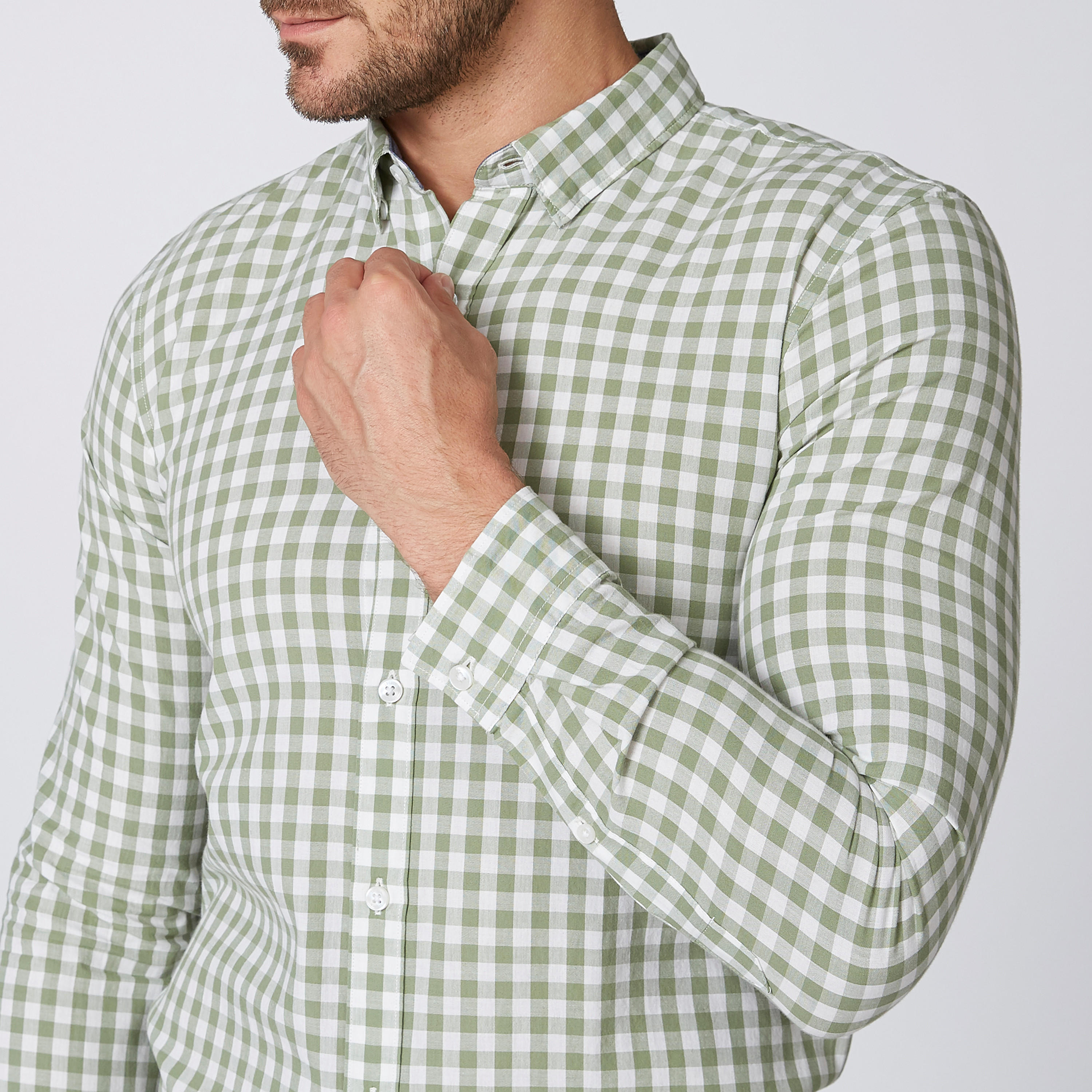 قميص كاروهات بياقة عاديّة وأكمام طويلة-men-clothing-shirts-image-4