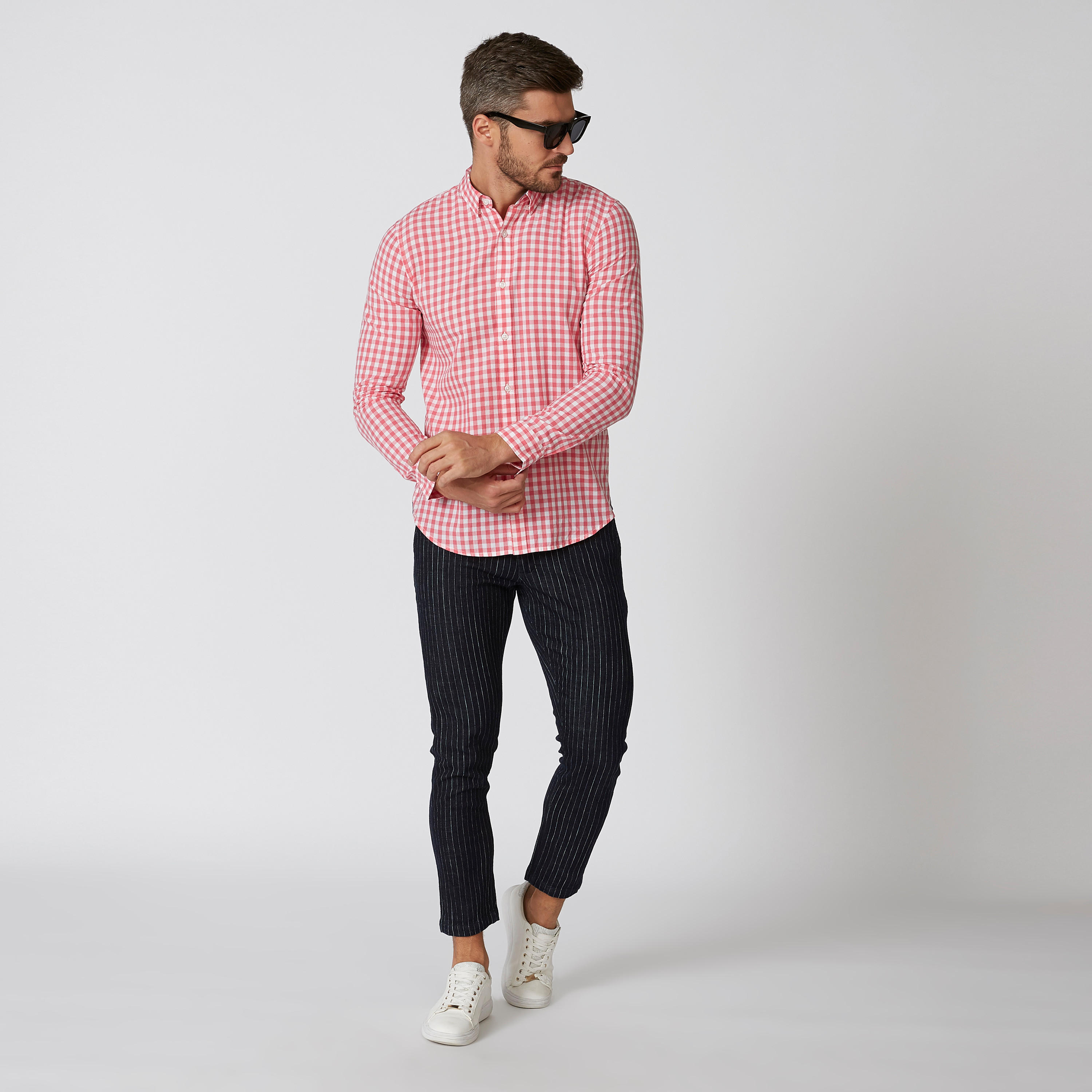 قميص كاروهات بياقة عاديّة وأكمام طويلة-men-clothing-shirts-image-2