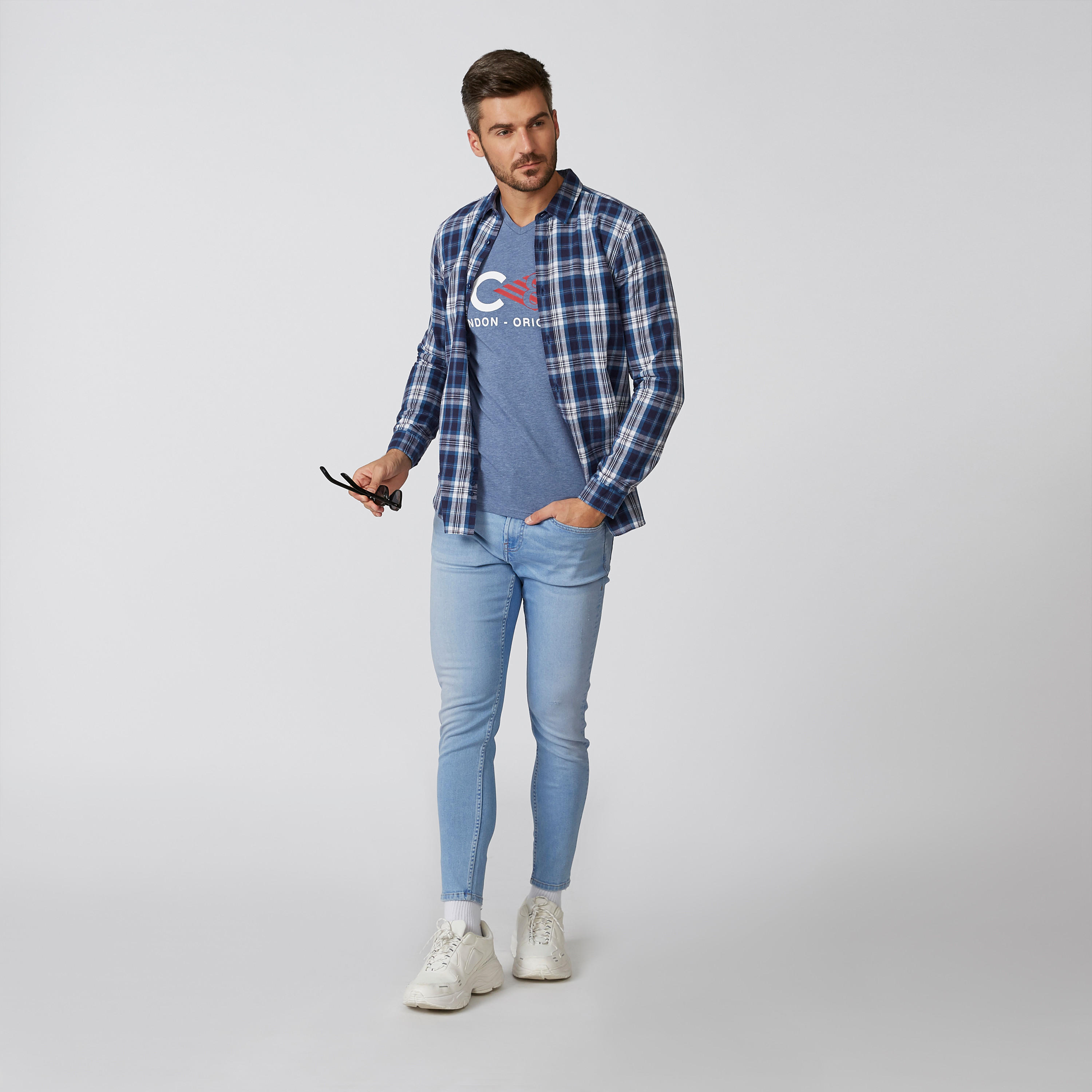 Chequered Shirt with Spread Collar and Long Sleeves-men-clothing-shirts-image-2