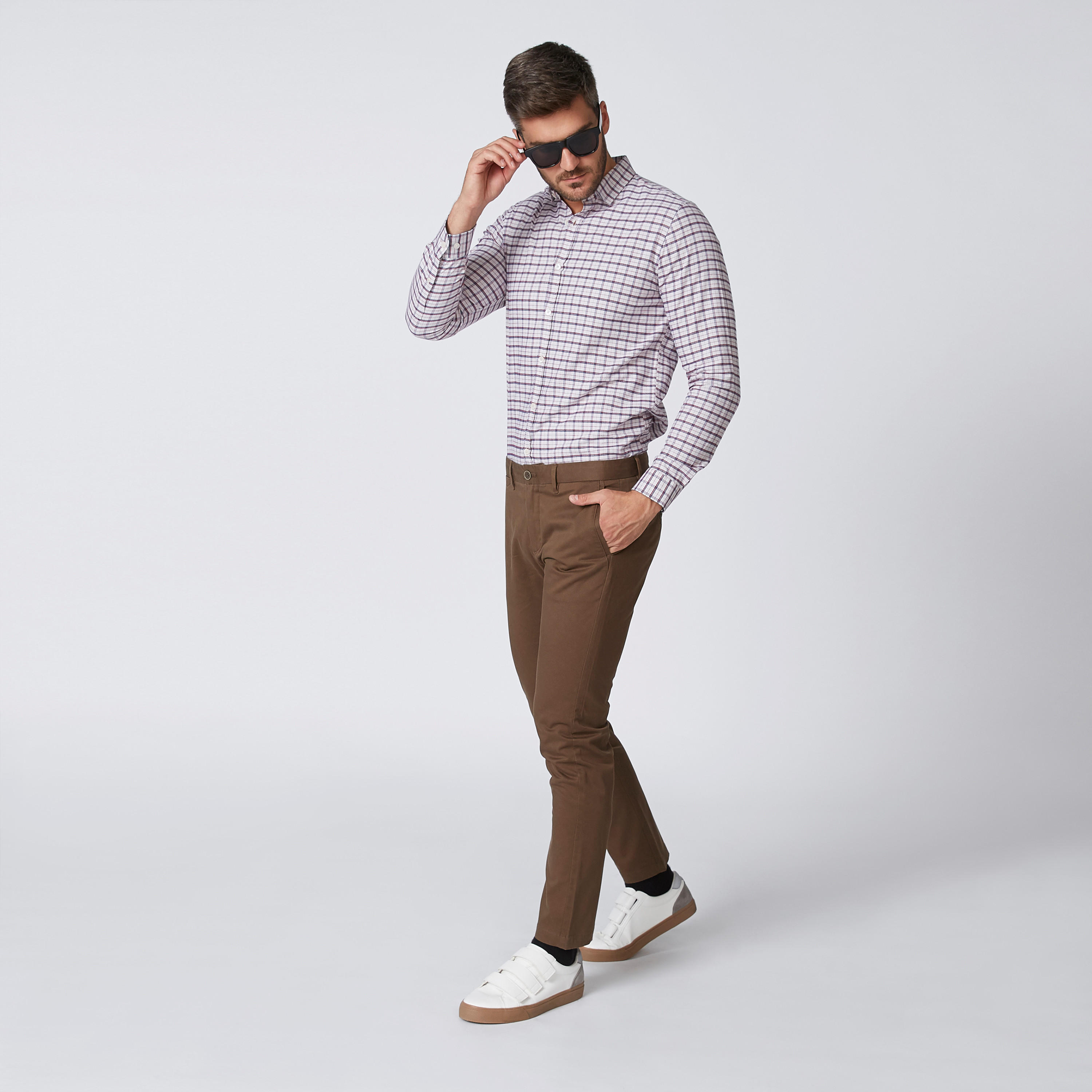 قميص كاروهات بياقة عاديّة وأكمام طويلة-men-clothing-shirts-image-2