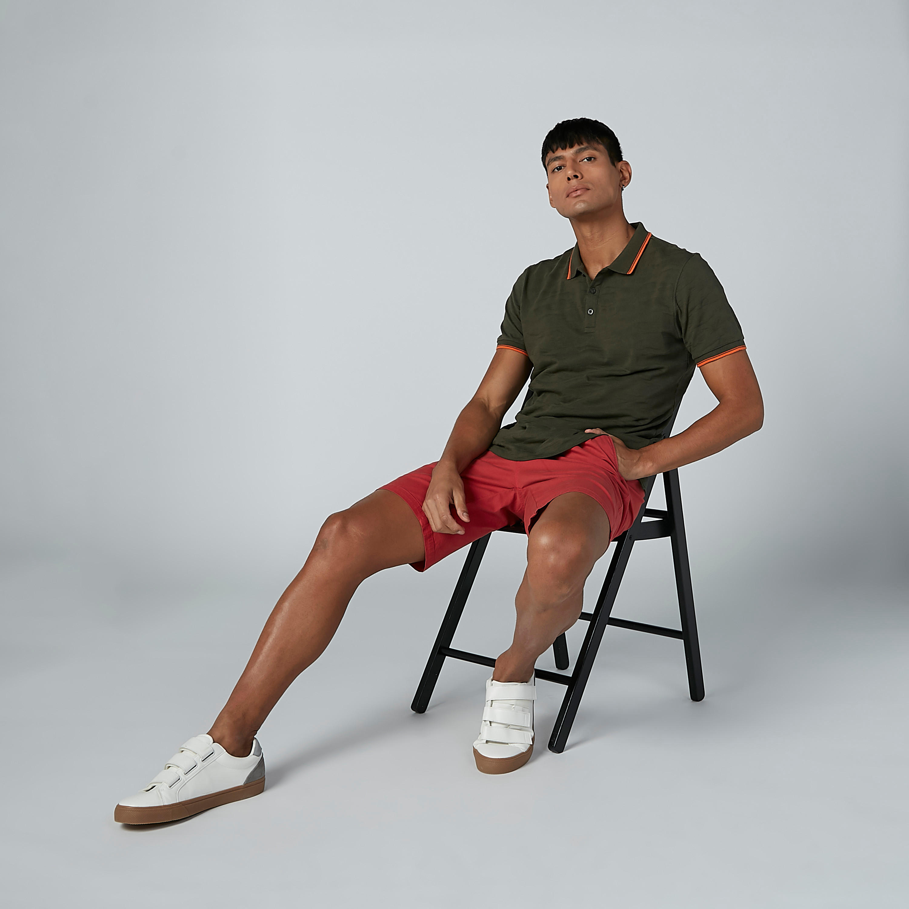 تيشيرت مستدام بقصّة سليم وياقة بولو وأكمام قصيرة -men-clothing-tshirtsandpolos-polos-image-1