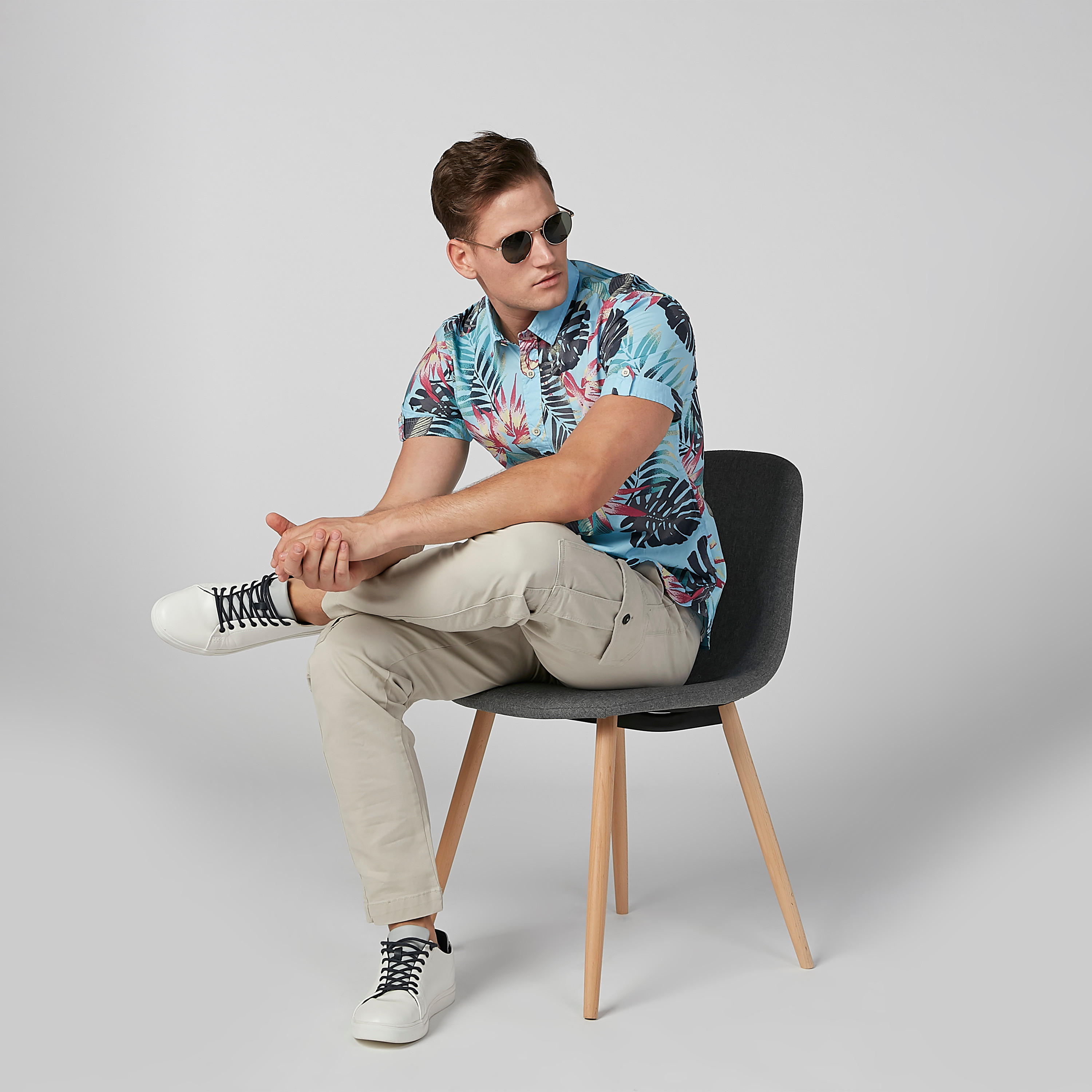 قميص مستدام سليم بأكمام قصيرة وطبعات-men-clothing-shirts-image-3