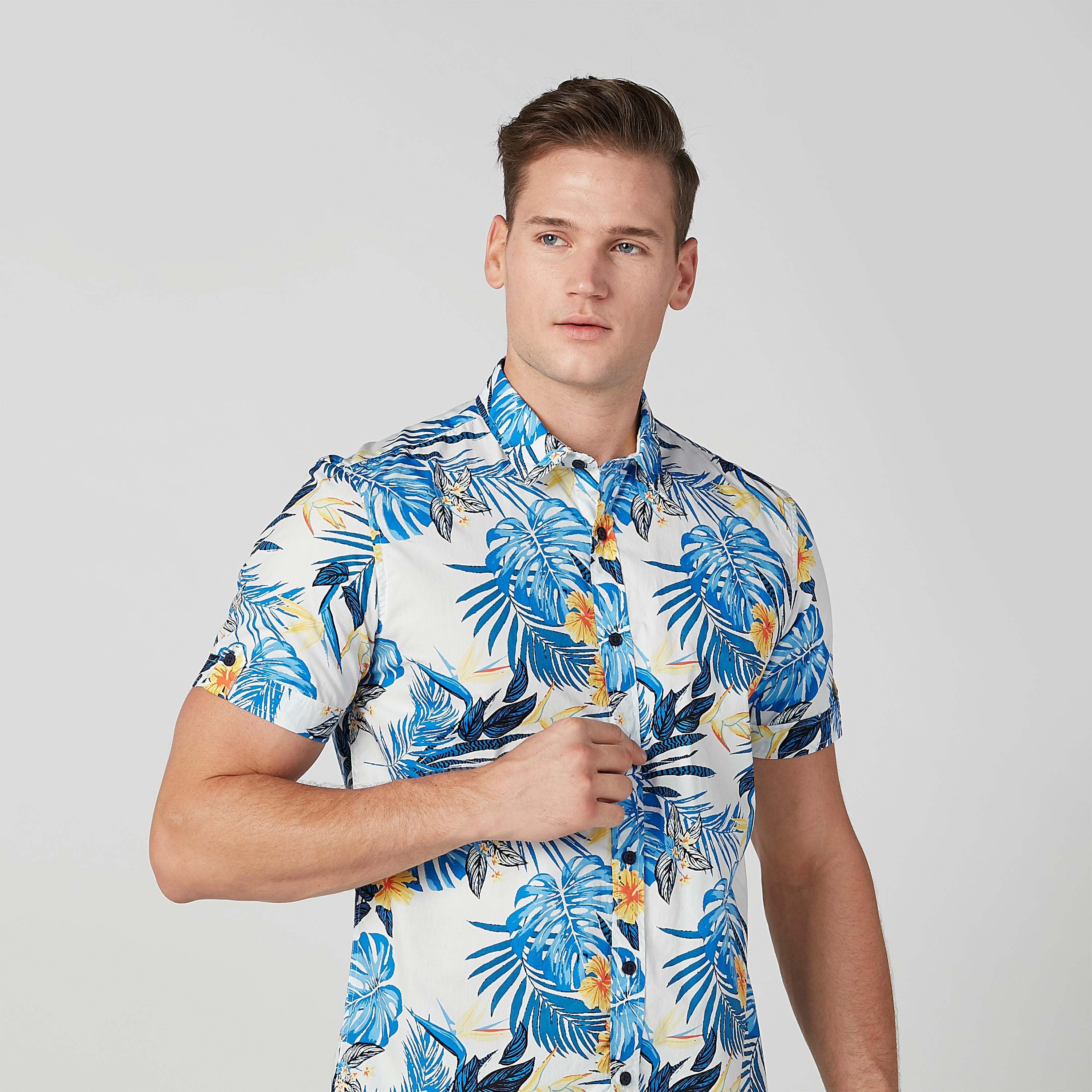 قميص مستدام سليم بأكمام قصيرة وطبعات-men-clothing-shirts-image-3