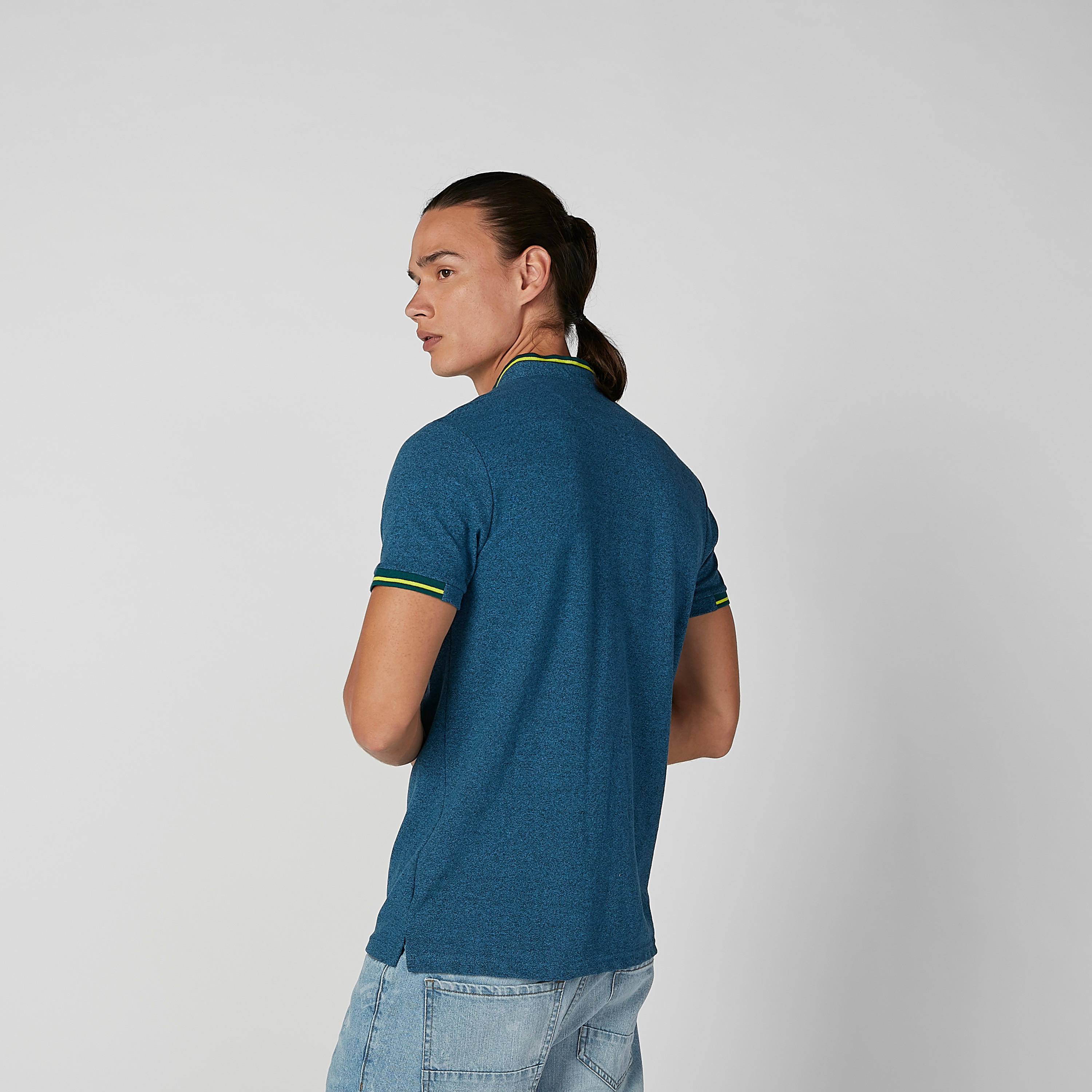 تيشيرت بياقة ماندارين وأكمام قصيرة-men-clothing-tshirtsandpolos-polos-image-4