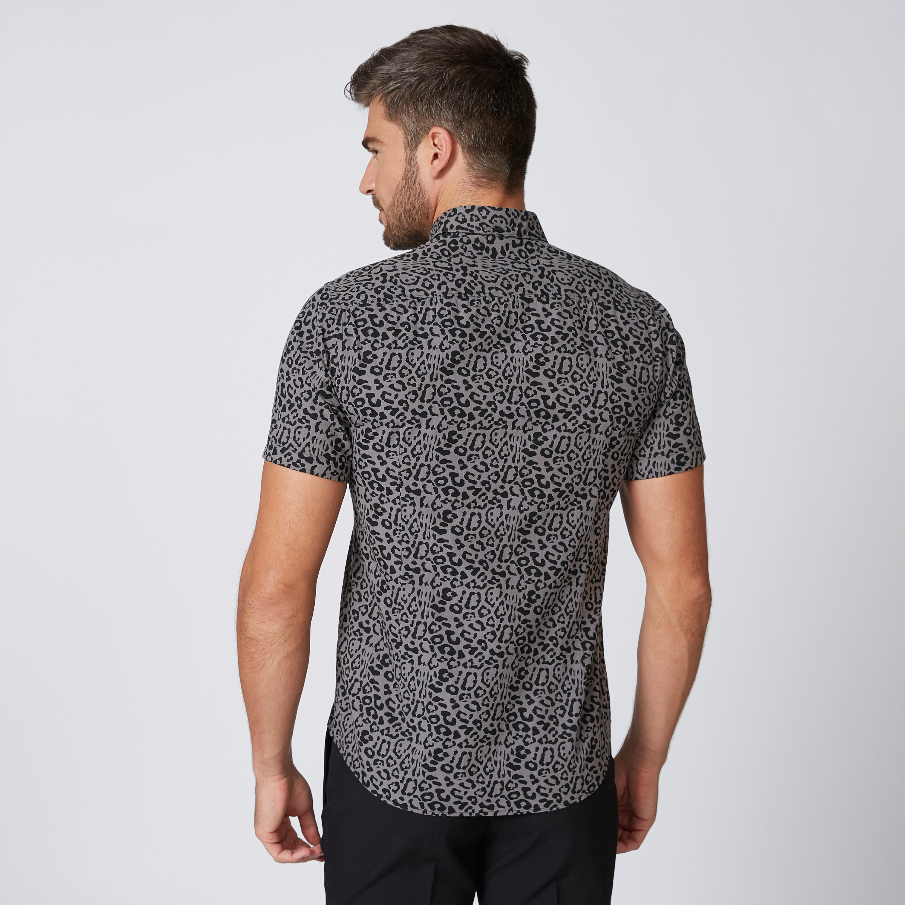 قميص مستدام سليم بأكمام قصيرة وطبعات -men-clothing-shirts-image-2