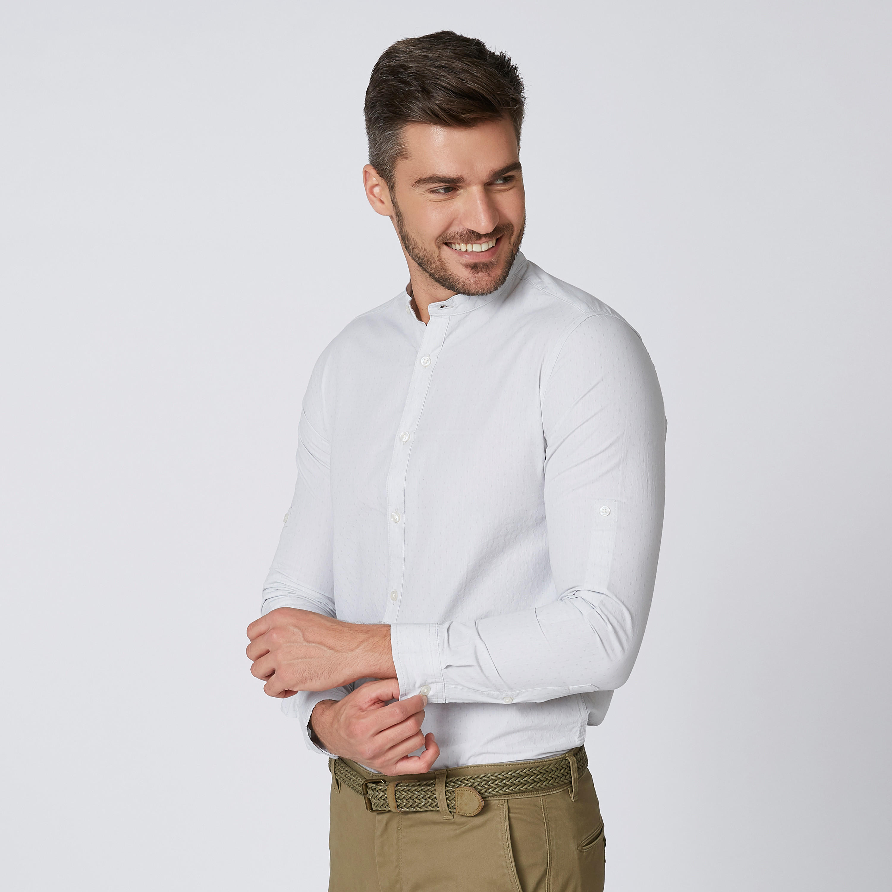 تيشيرت مستدامة سادة بقصّة سليم وياقة ماندارين وأكمام طويلة-men-clothing-shirts-image-4