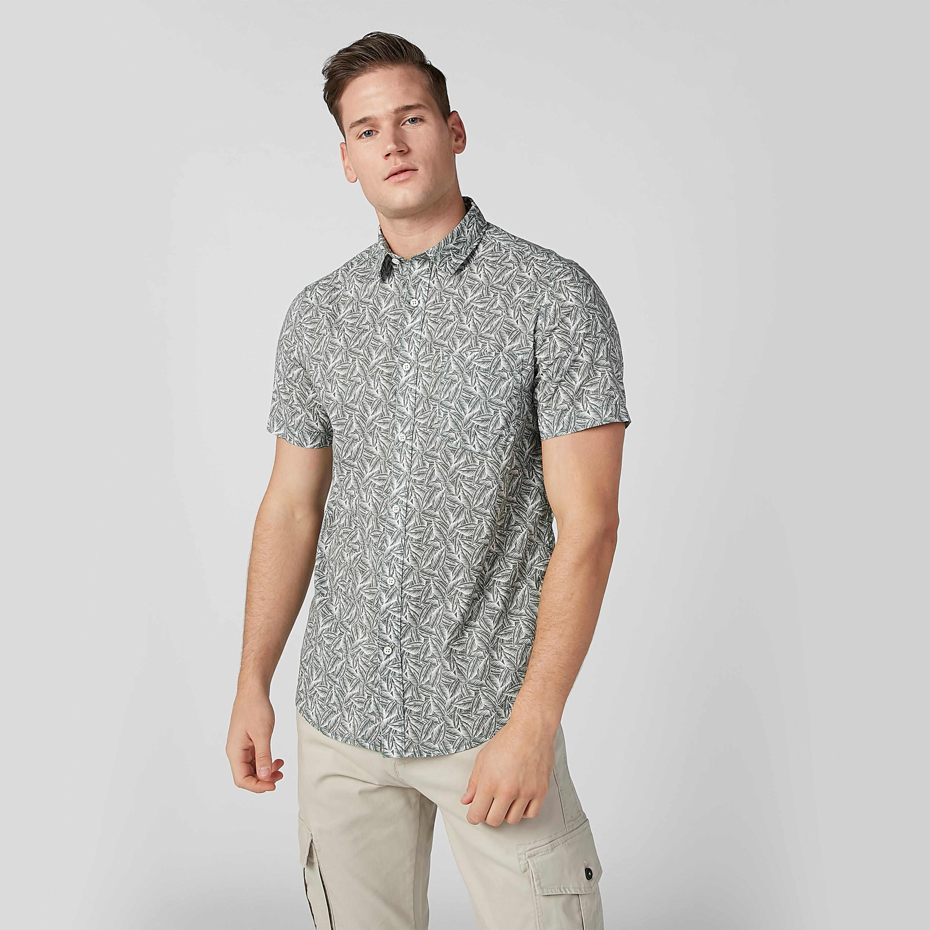 قميص مستادم سليم بأكمام قصيرة وطبعات -men-clothing-shirts-image-2