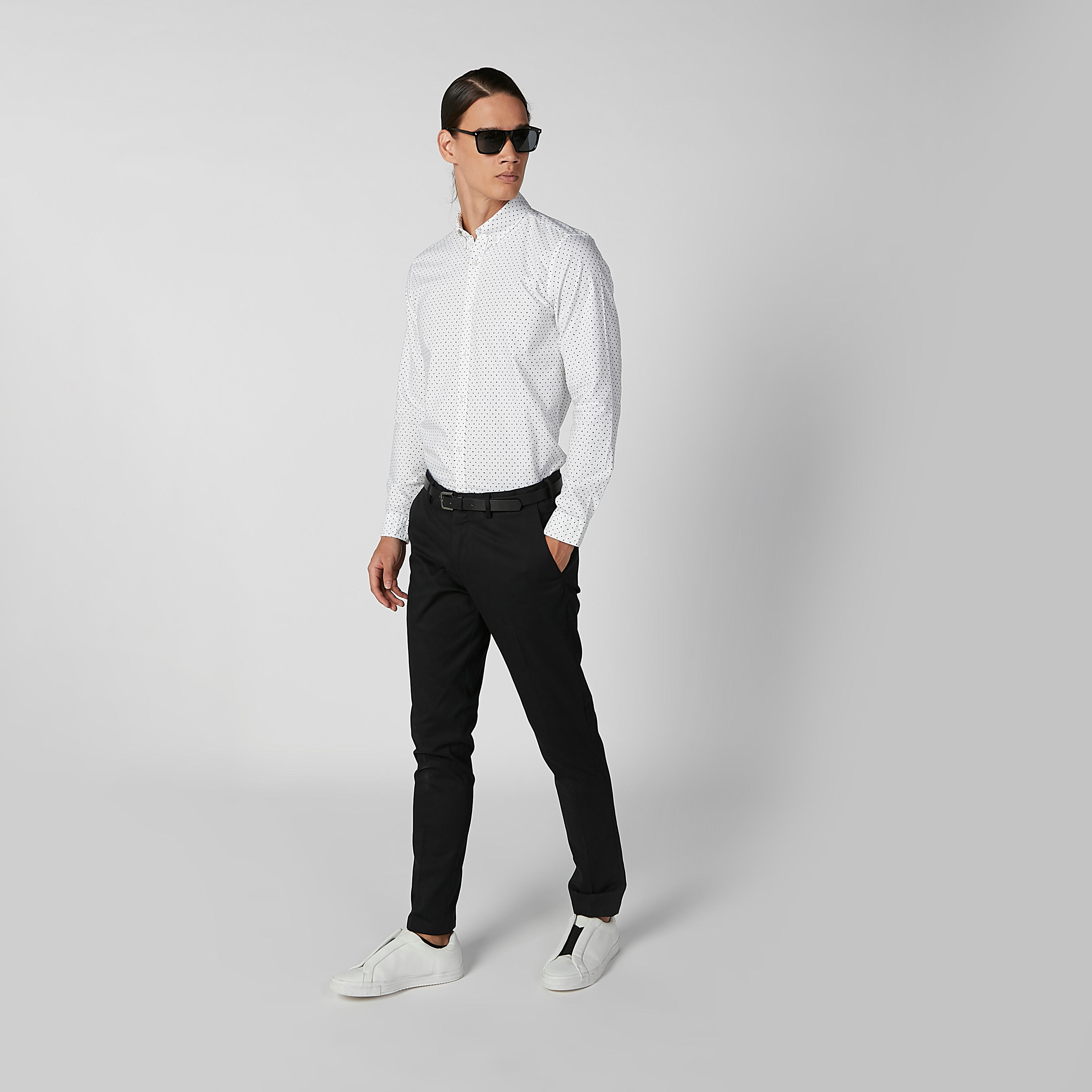 قميص بأكمام طويلة وياقة بأزرار وطبعات-men-clothing-shirts-image-3