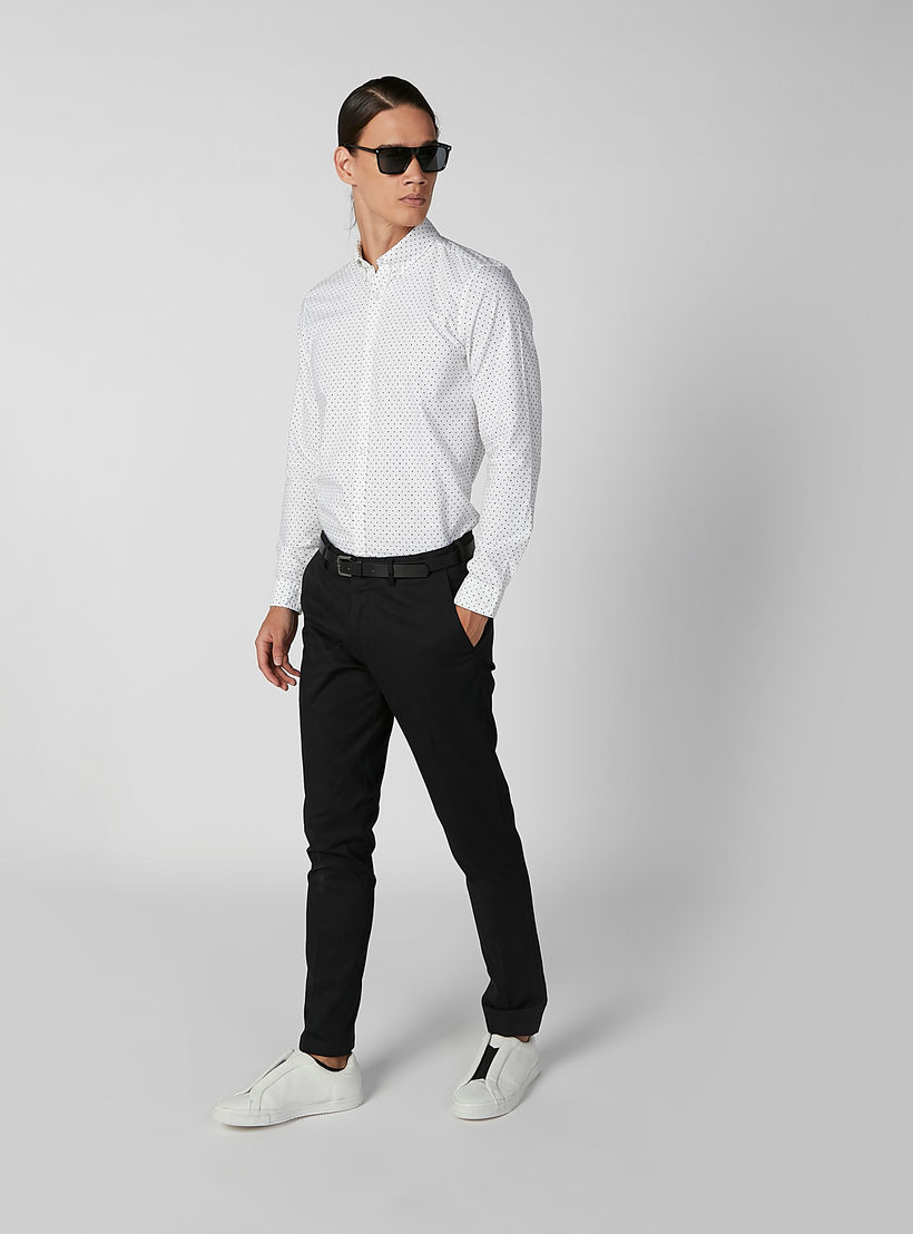 قميص بأكمام طويلة وياقة بأزرار وطبعات-men-clothing-shirts-image-3