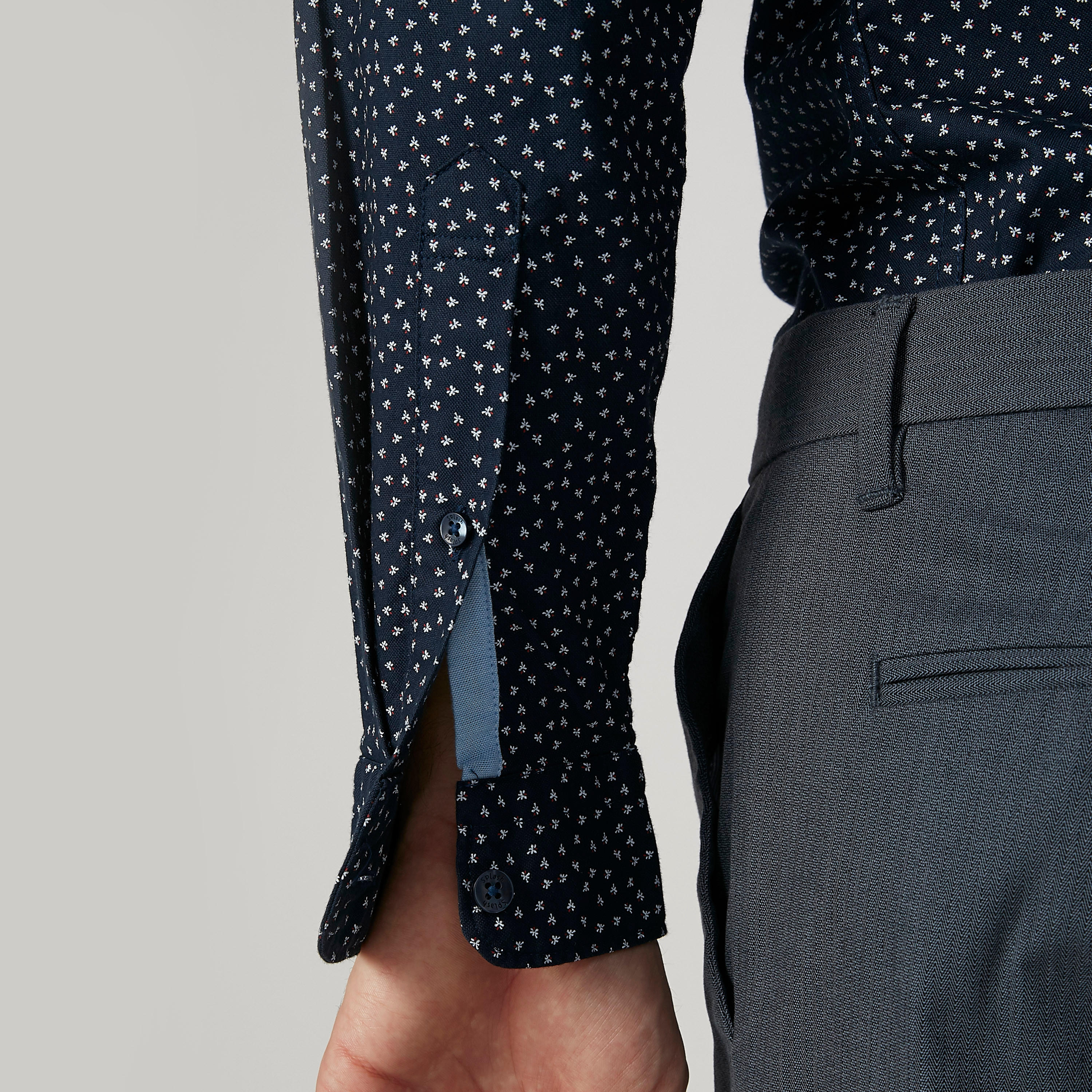 قميص بياقة عاديّة وأكمام طويلة وطبعات-men-clothing-shirts-image-5