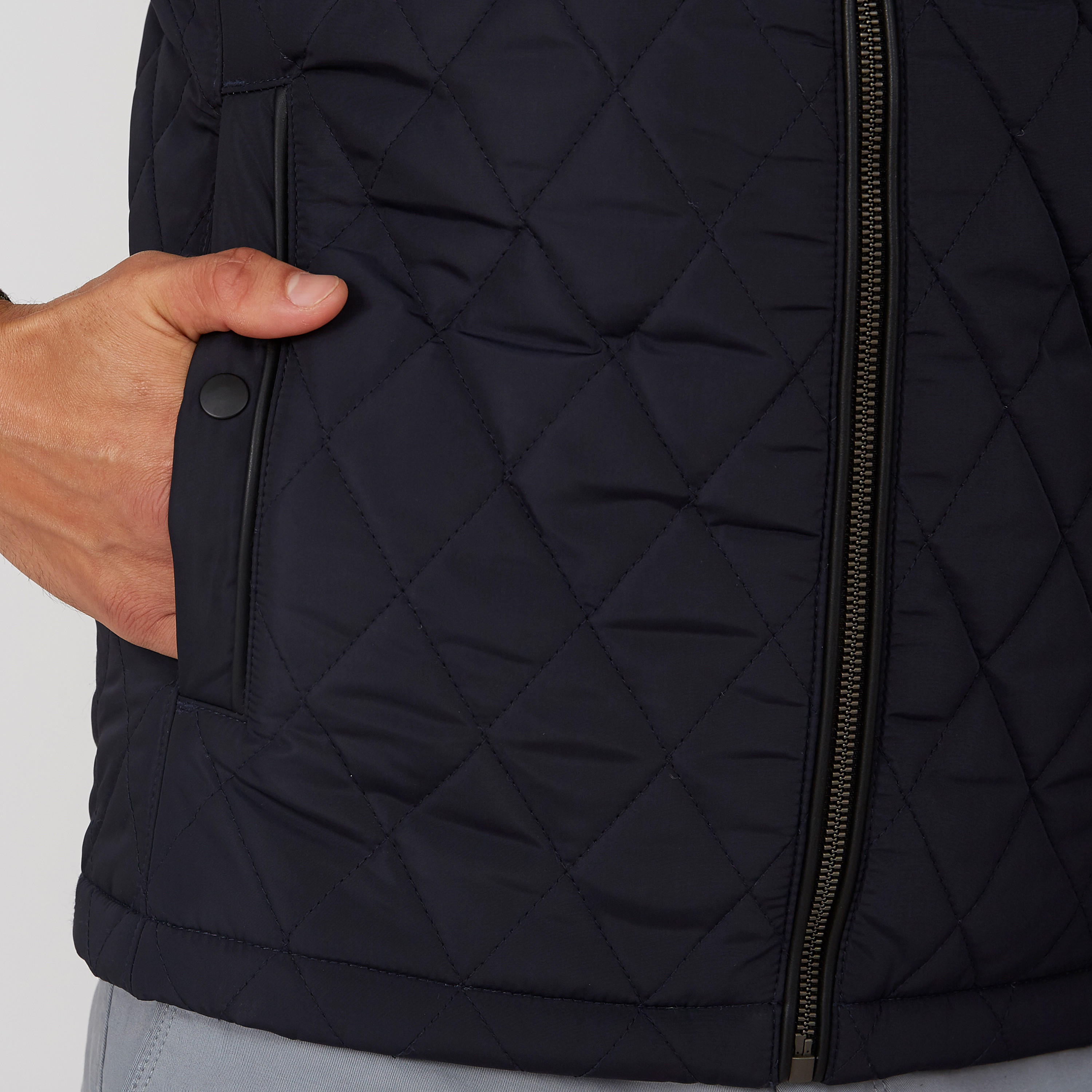 جاكيت جيليه بارز الملمس بجيوب كانجارو وسحّاب إغلاق-men-clothing-jacketsandblazers-jackets-image-5