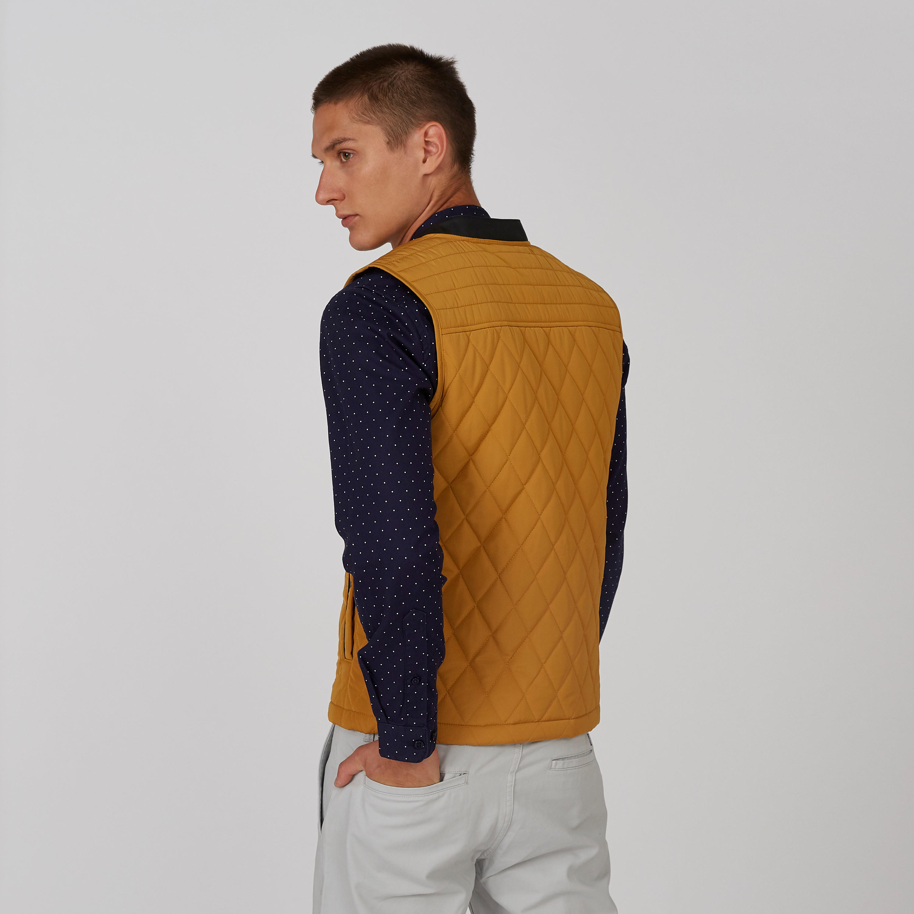 جاكيت جيليه بارز الملمس بجيوب كنغر وسحّاب إغلاق-men-clothing-jacketsandblazers-jackets-image-3