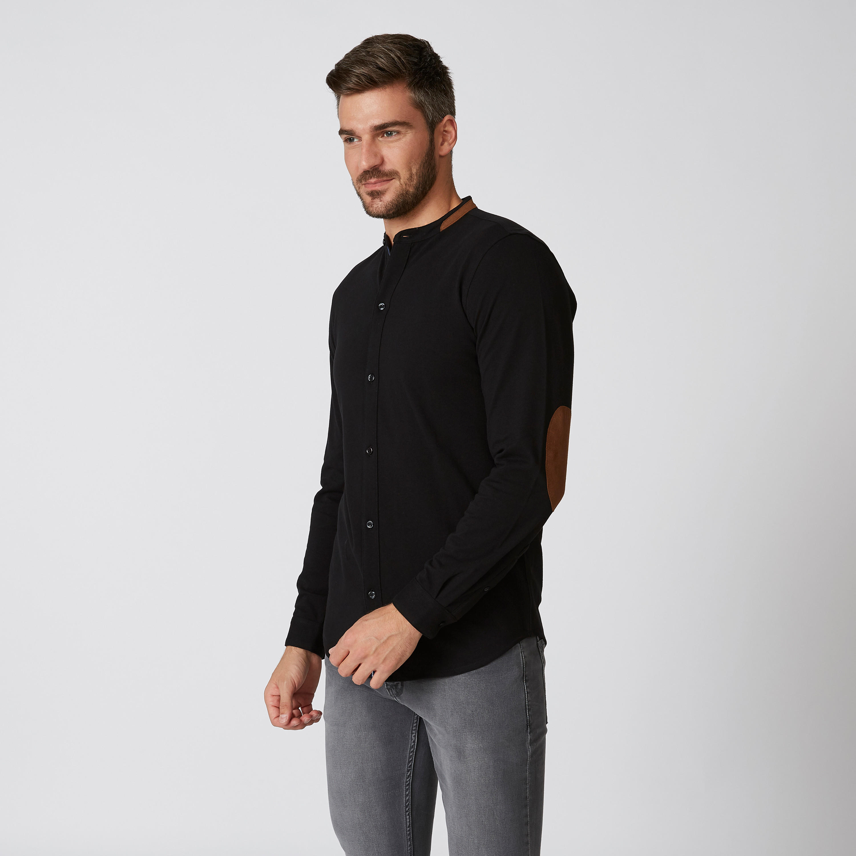 قميص سادة بياقة ماندارين وأكمام طويلة برقعة على المرفق-men-clothing-shirts-image-3