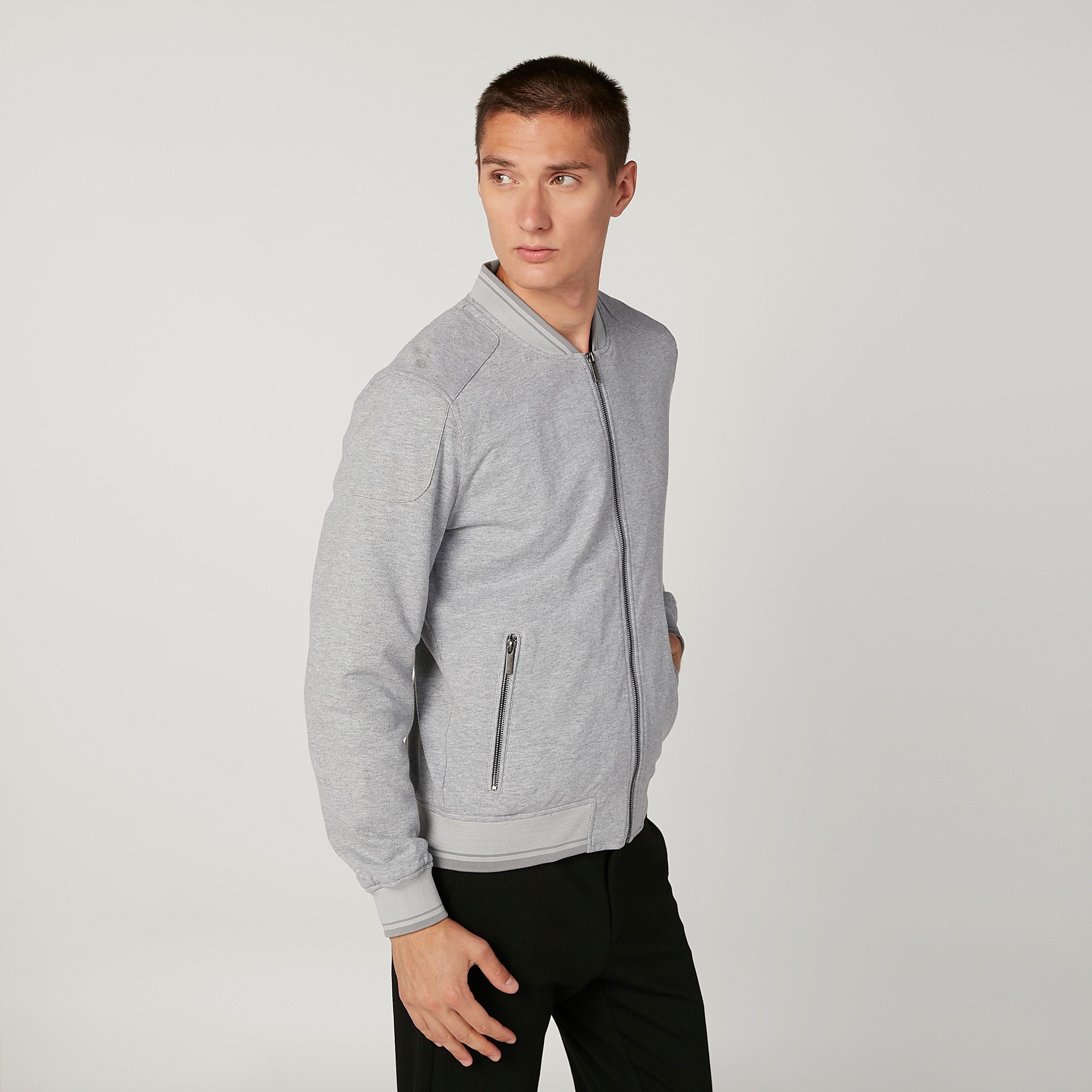 جاكيت بومبر مستدام سادة بجيوب -men-clothing-jacketsandblazers-jackets-image-1