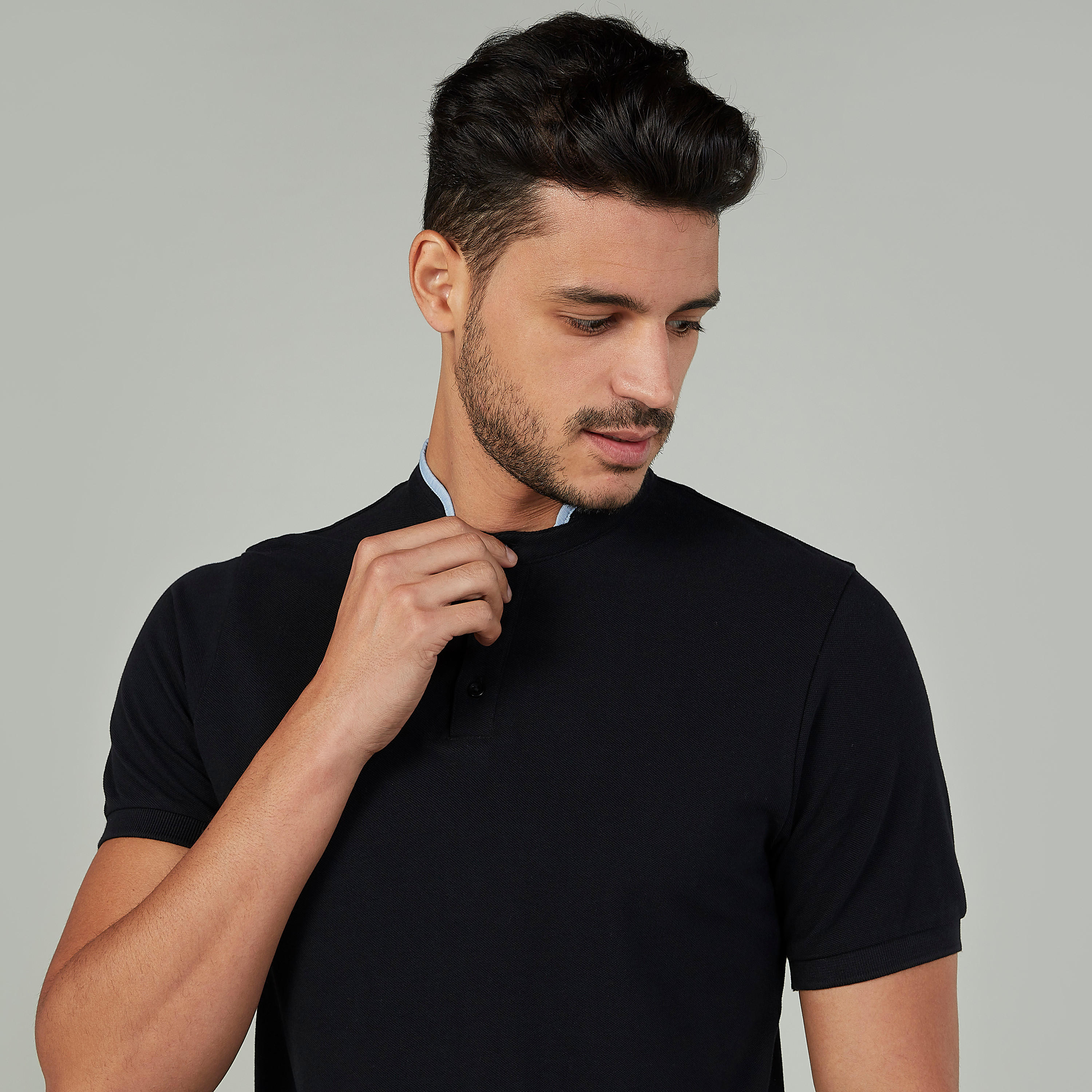 تيشيرت سادة بياقة ماندارين وأكمام قصيرة-men-clothing-tshirtsandpolos-polos-image-3