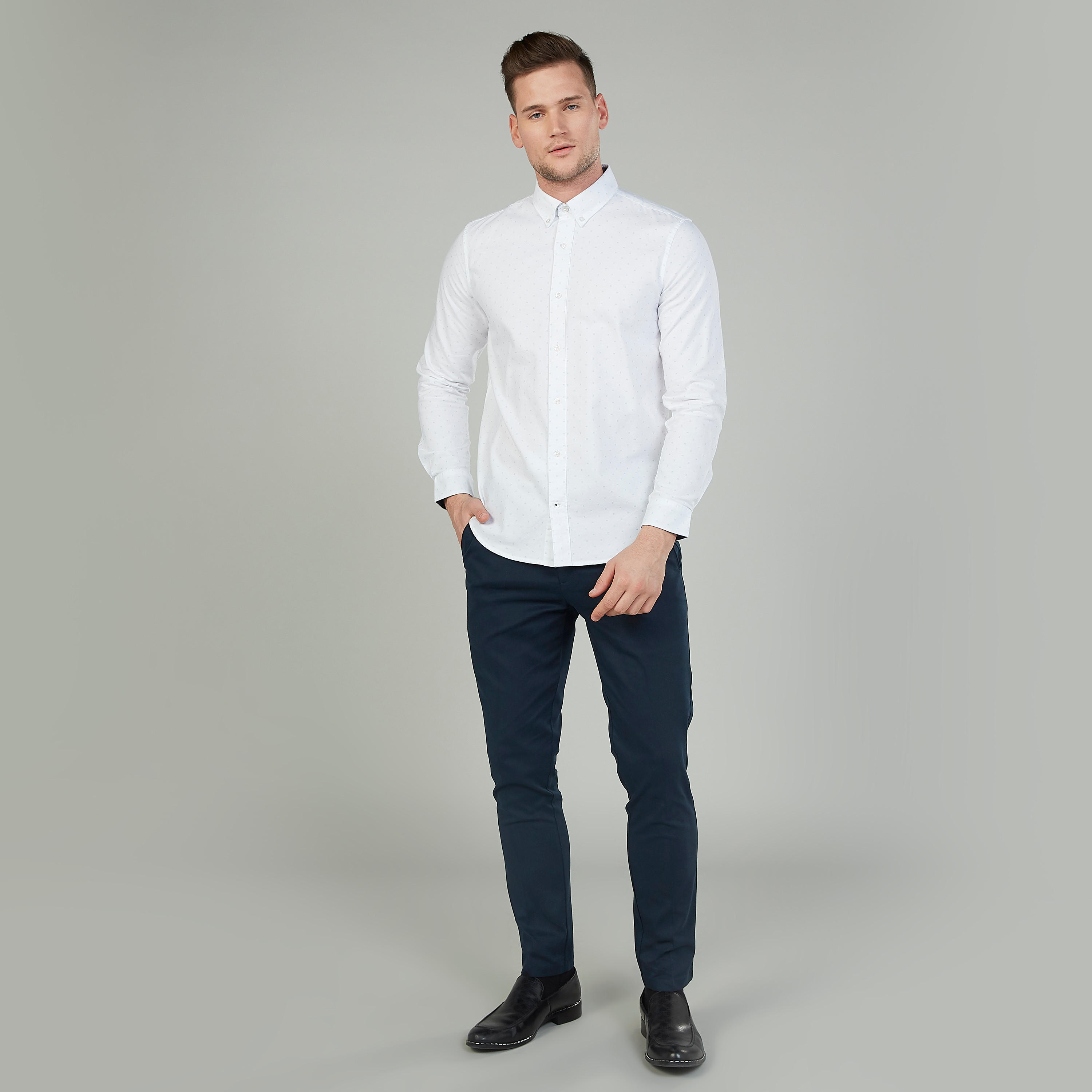 قميص بطبعات بياقة عادية وأكمام طويلة-men-clothing-shirts-image-2