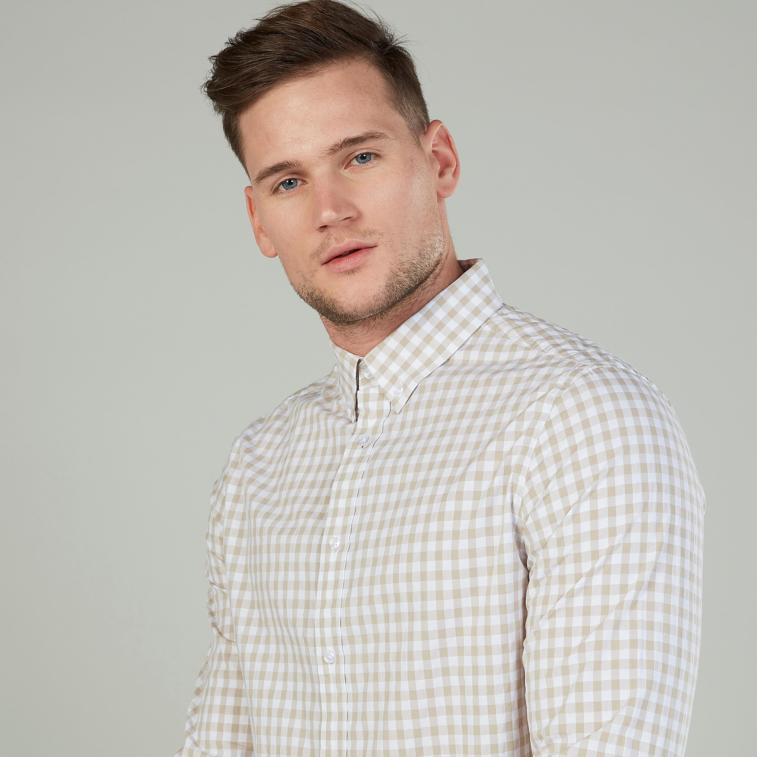 قميص كاروهات بقصّة سليم وياقة عادية وأكمام طويلة-men-clothing-shirts-image-3