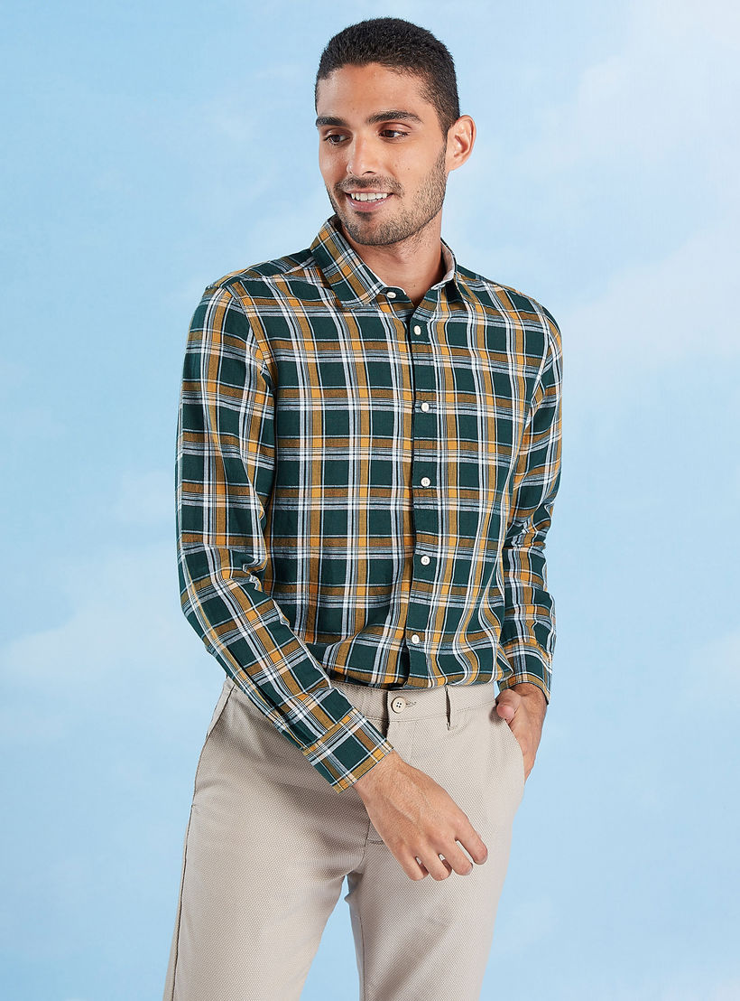 قميص كاروهات بياقة عادية وأكمام طويلة-men-clothing-shirts-image-1