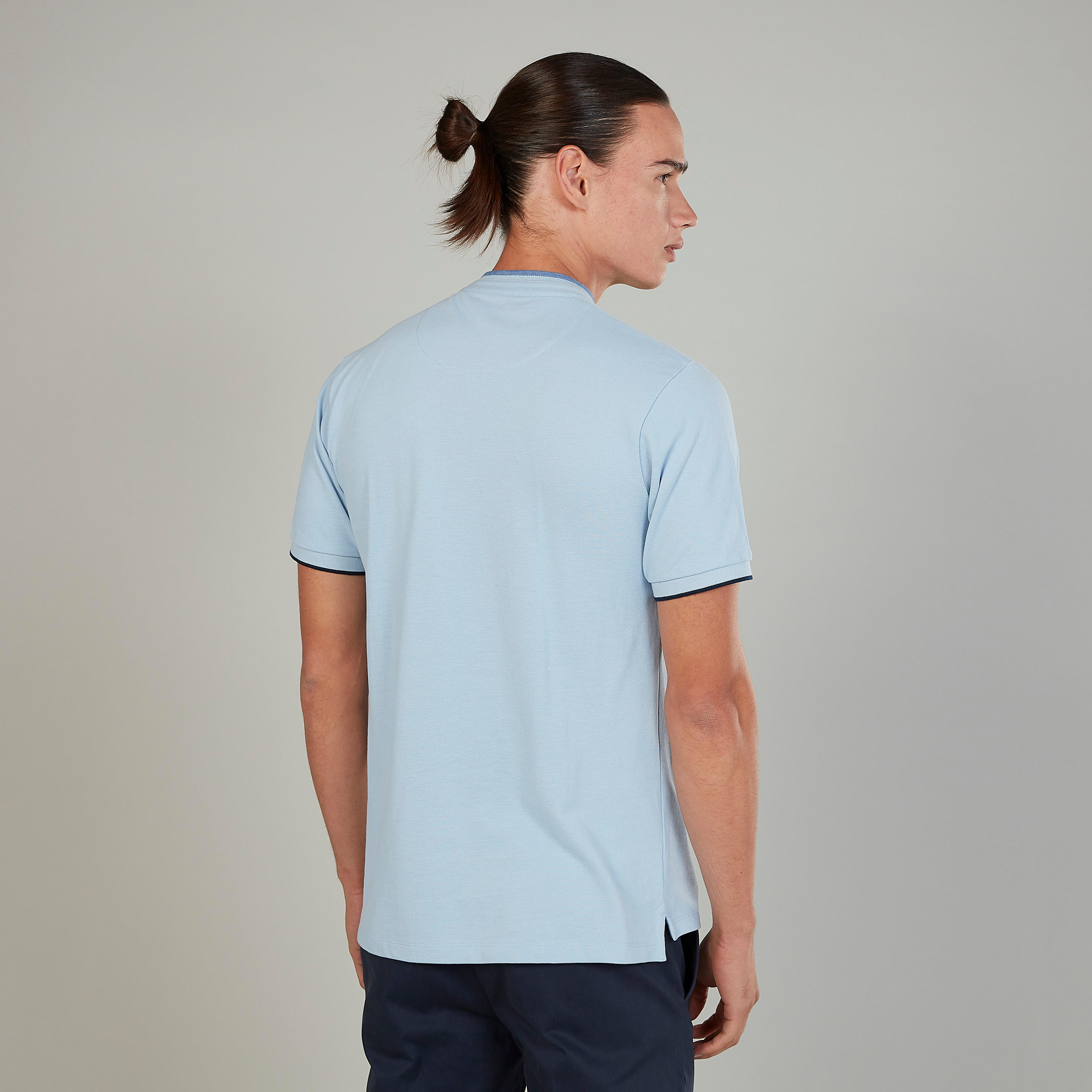 تيشيرت سادة بياقة ماندراين وأكمام قصيرة-men-clothing-tshirtsandpolos-polos-image-2